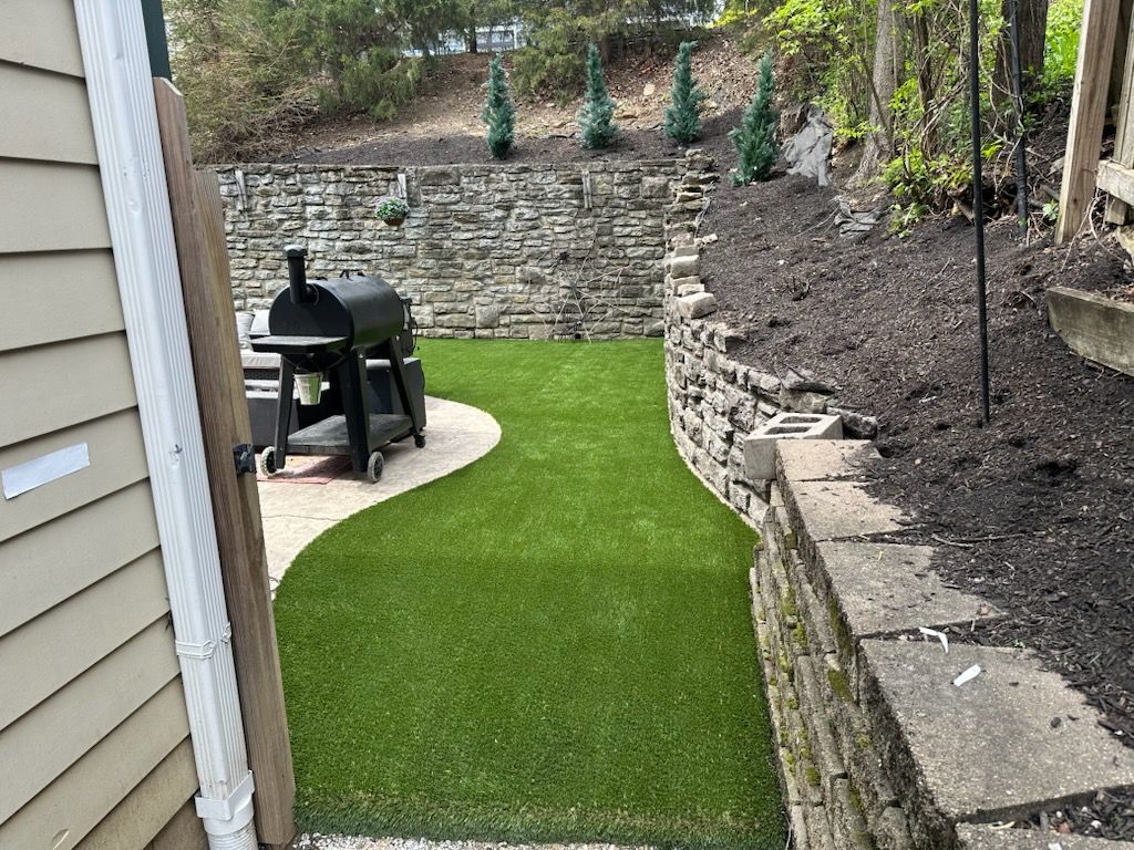 Cincinnati Artificial Turf Installation for Residential Padded Lawn by Southwest Greens Midwest