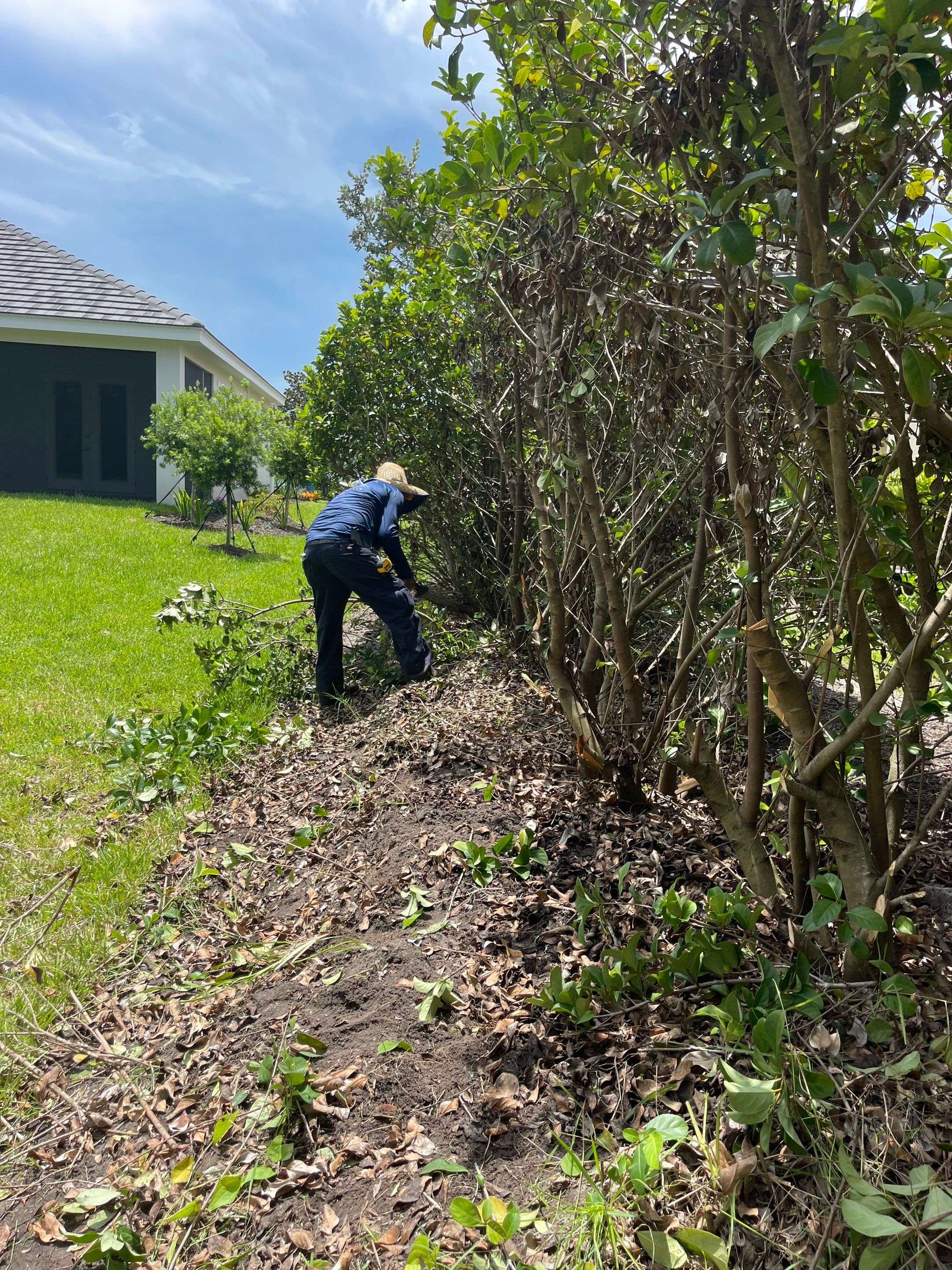 Bradenton, FL 4ft. Tall 3-Rail Black Aluminum Fence by Asap fence and gates, LLC