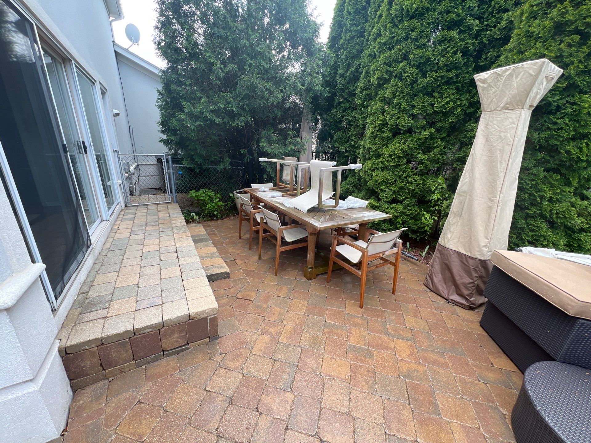 dryvit using Algaecide, soft wash soap by Northern Power Washing LLC.
