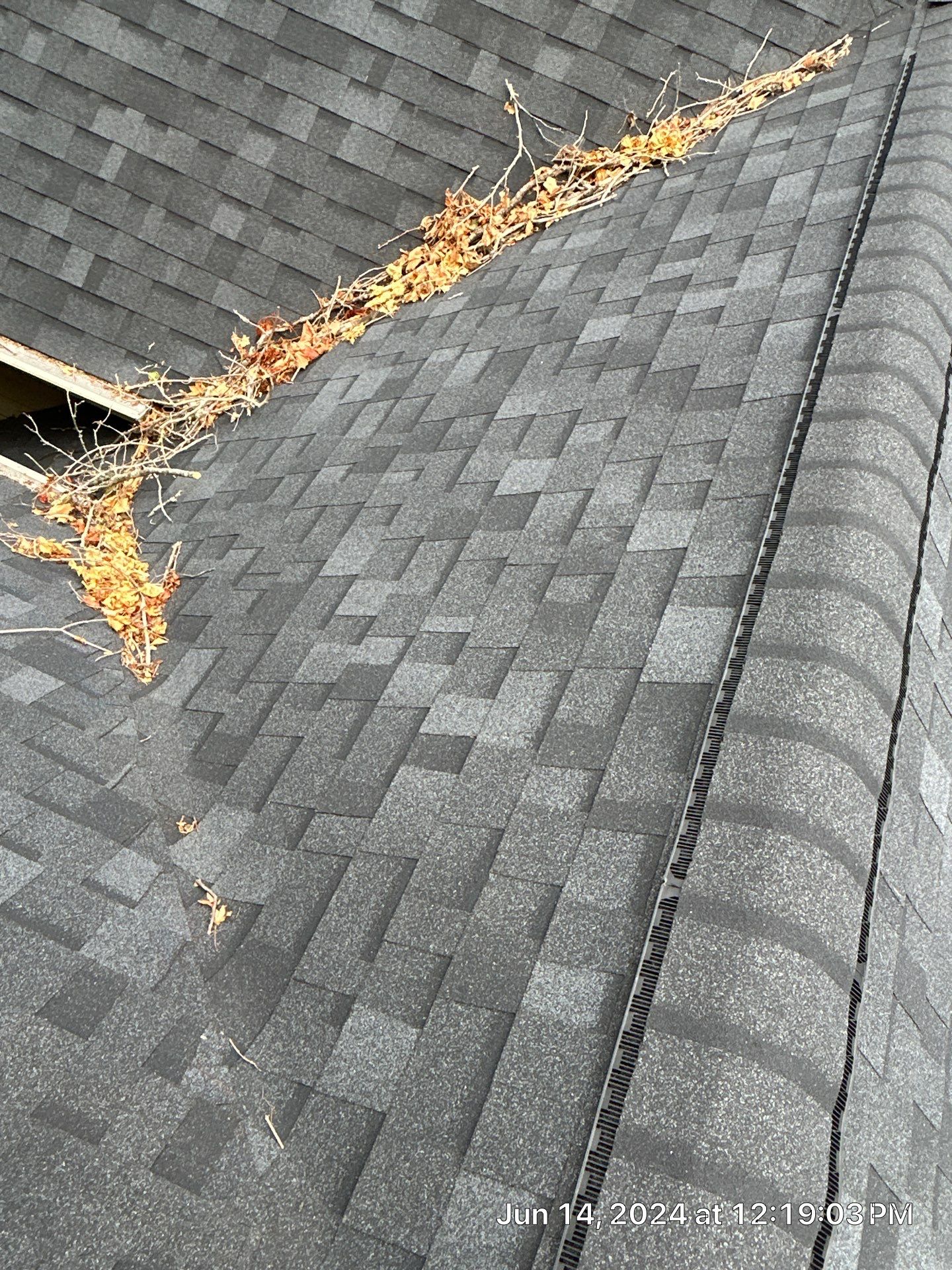 Residential Roofing Installation using Duration Series Shingles - Onyx Black by RoofX 