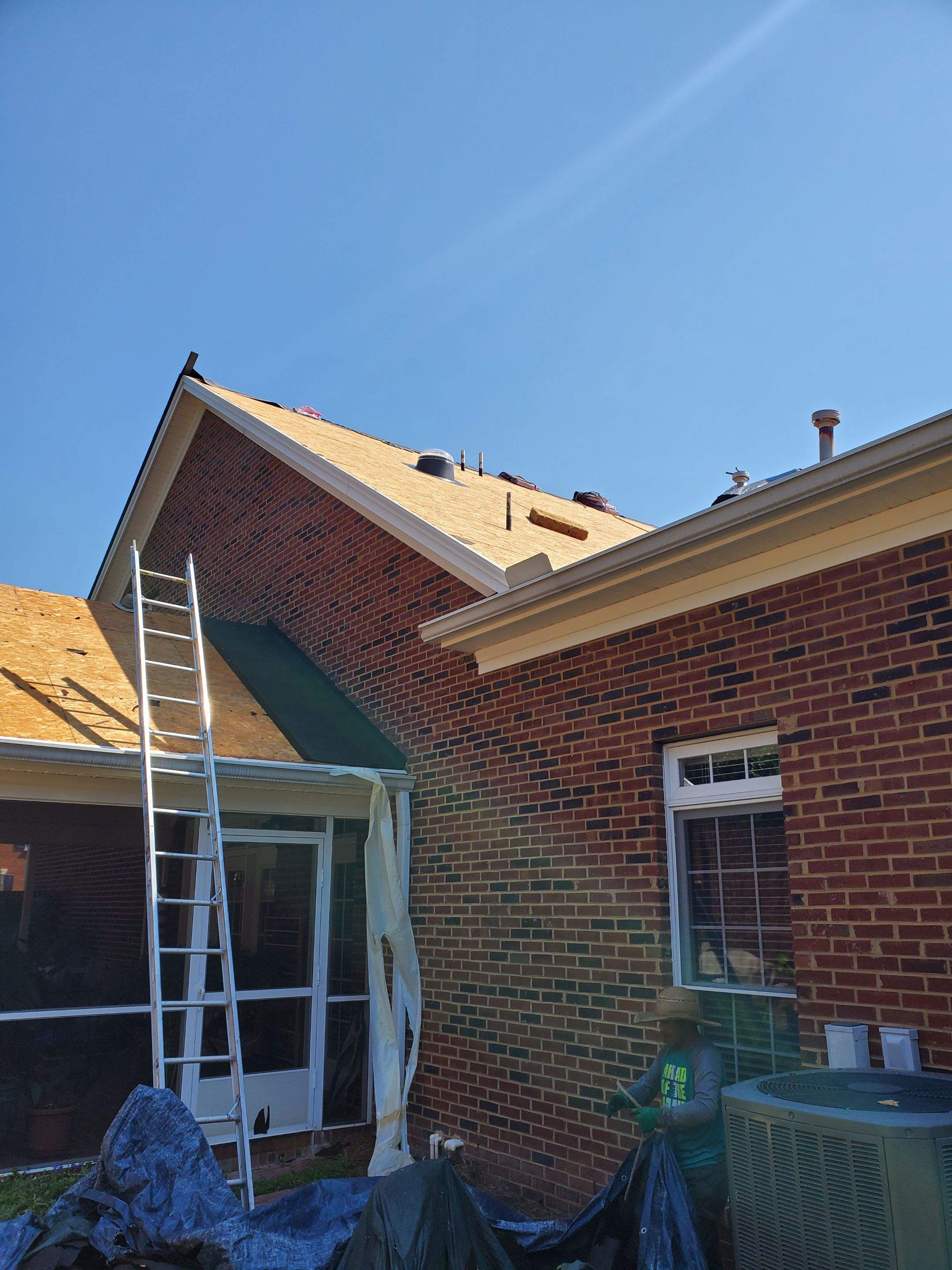 Residential Roofing Installation using Owens Corning® Oakridge Estate Gray by Indigo State Roofing
