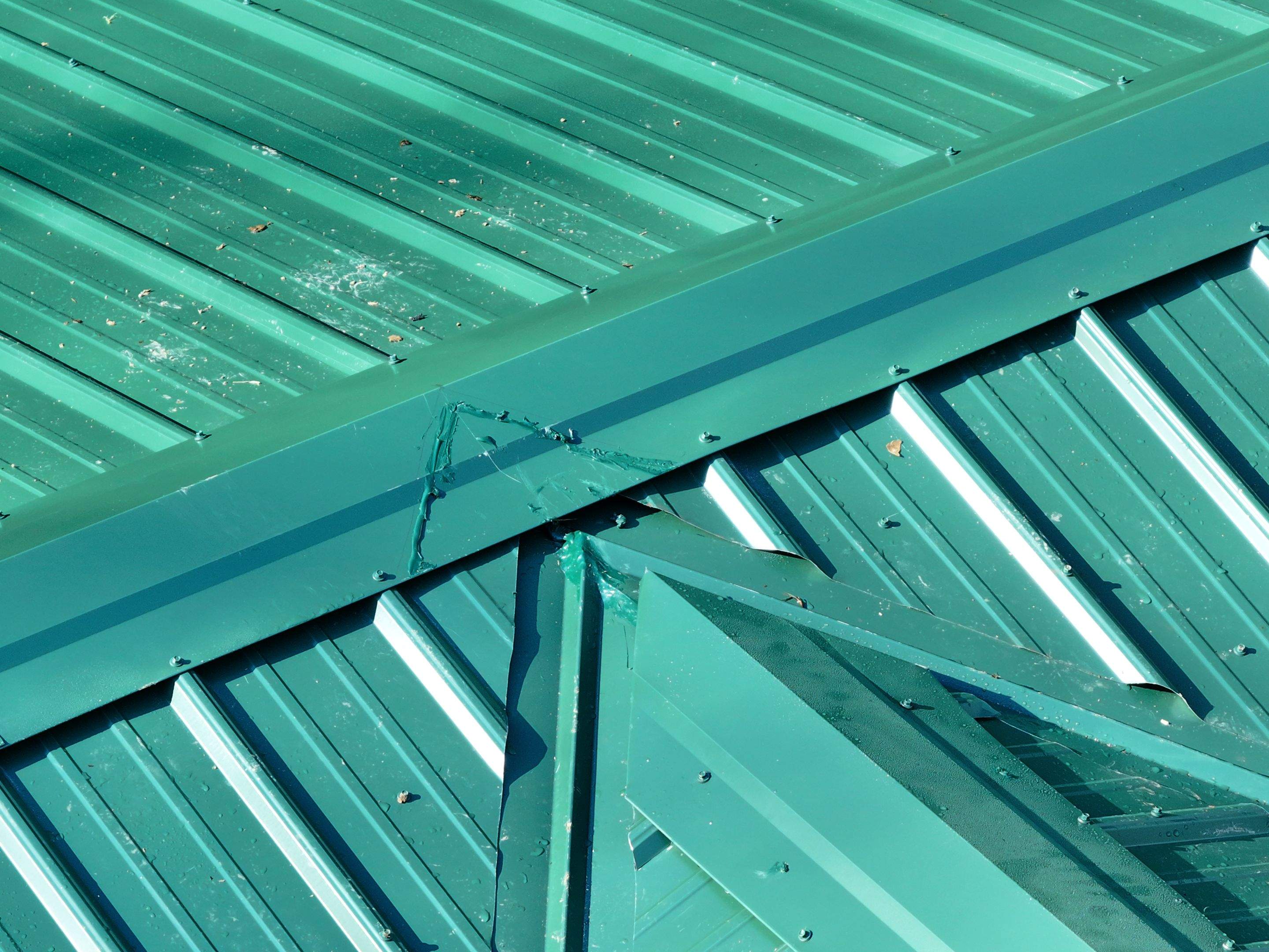 Morefield Residence by Omnia Roofing