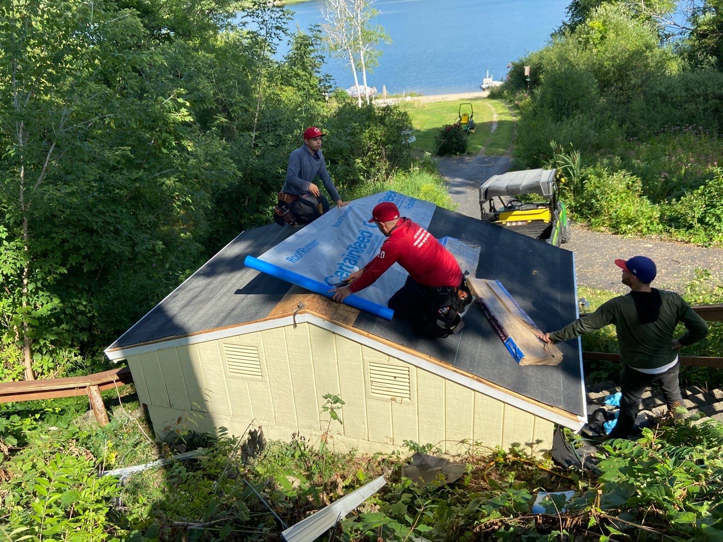 Roof Replacement using CertainTeed Landmark by 180 Contractors