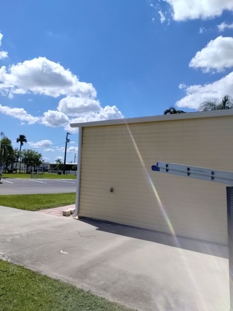 Aluminum Seamless Gutters using K-Style Seamless Gutters in North Fort Myers, FL by Gutter Professors