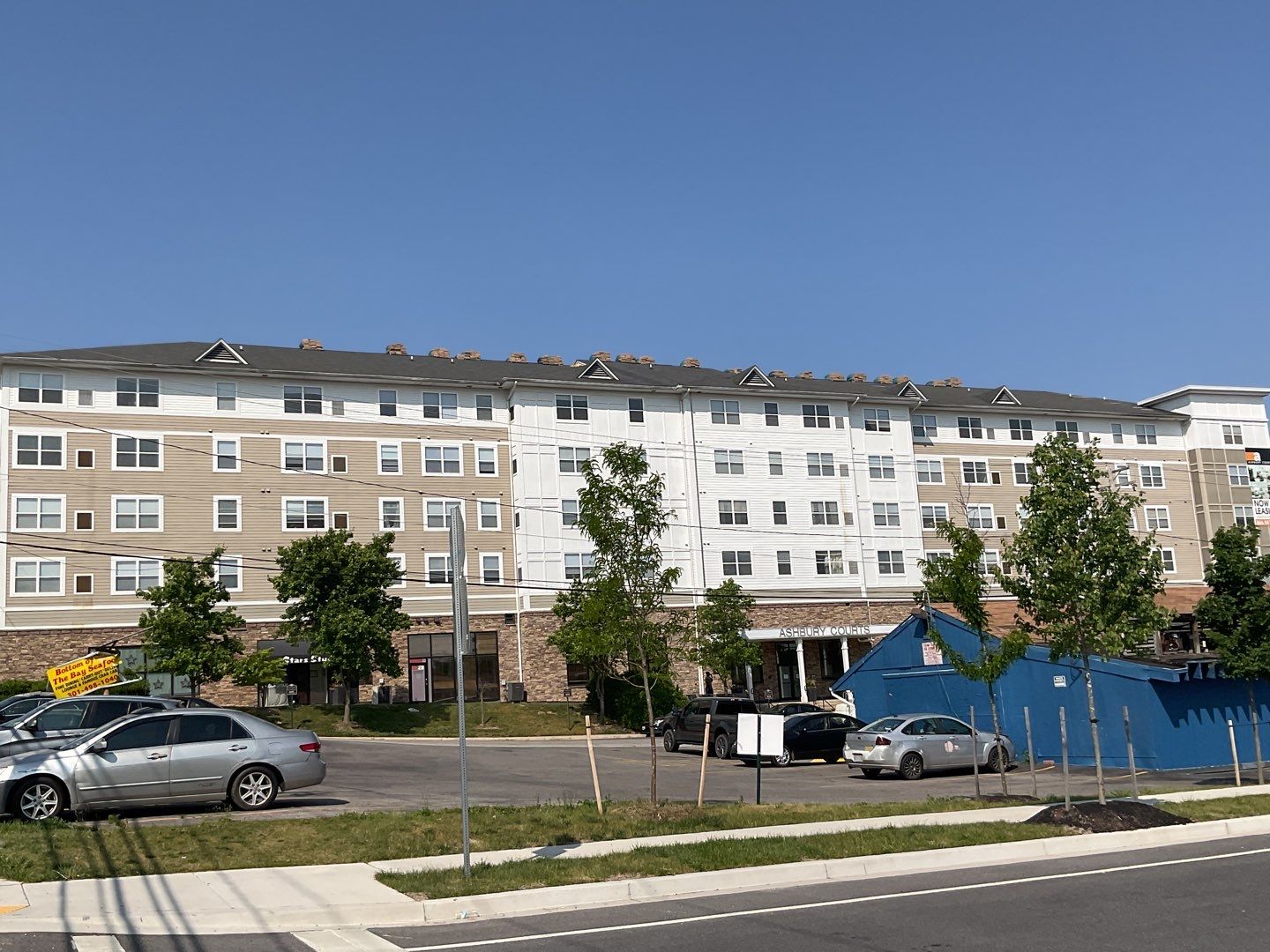 Multi-Family Commercial shingle roof by Alpha Design Services