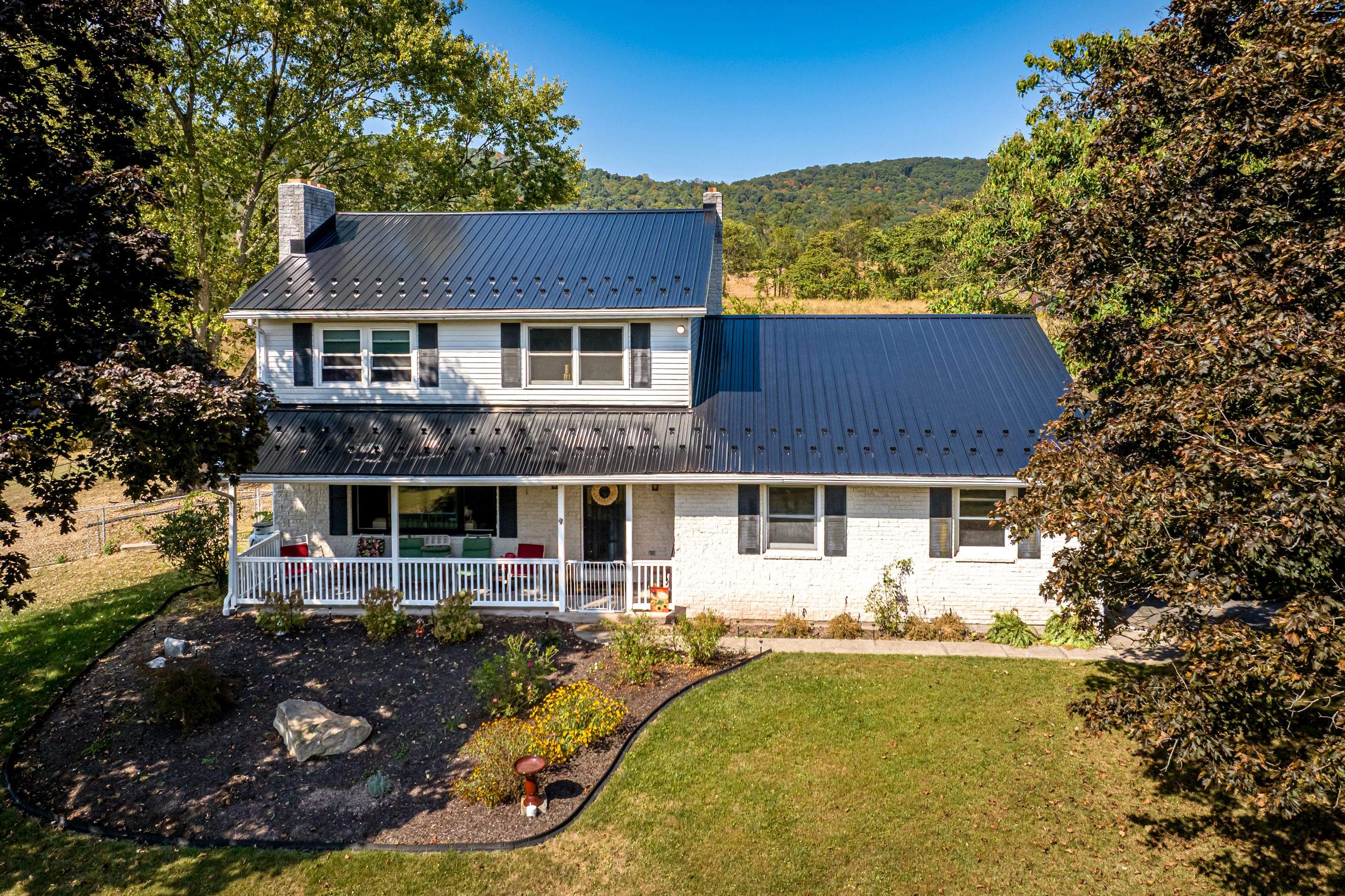 AB Martin Metal Roof by Esh Builders