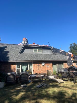 Owens Corning - Estate Gray