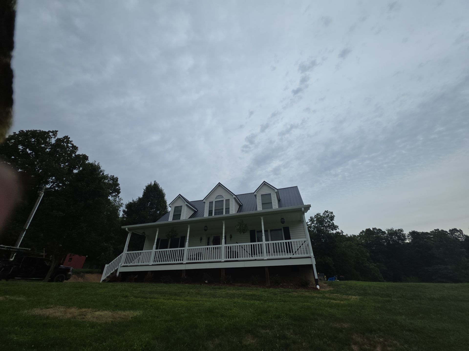Wine Residence by Omnia Roofing