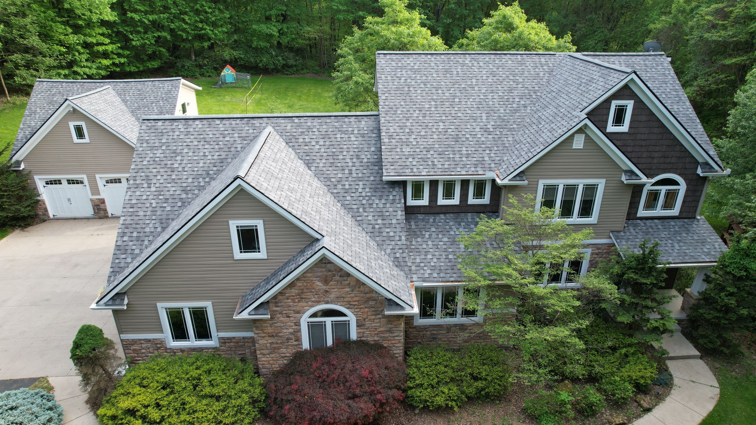 Atlas Pinnacle, Color, Coastal Granite, Drip Edge, Color, Black by Eagle Eye Roofing