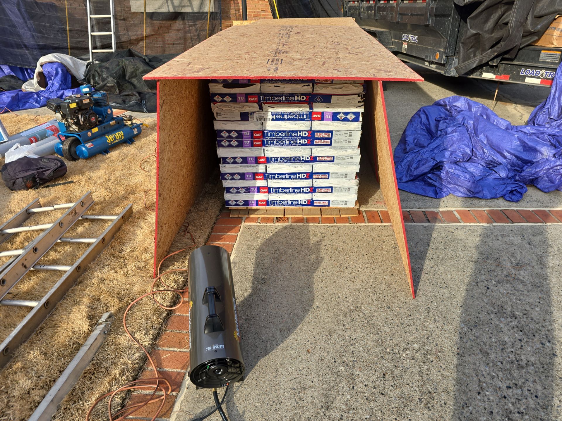 GAF Timberline HDZ in Barkwood by Element Pros Roofing, LLC