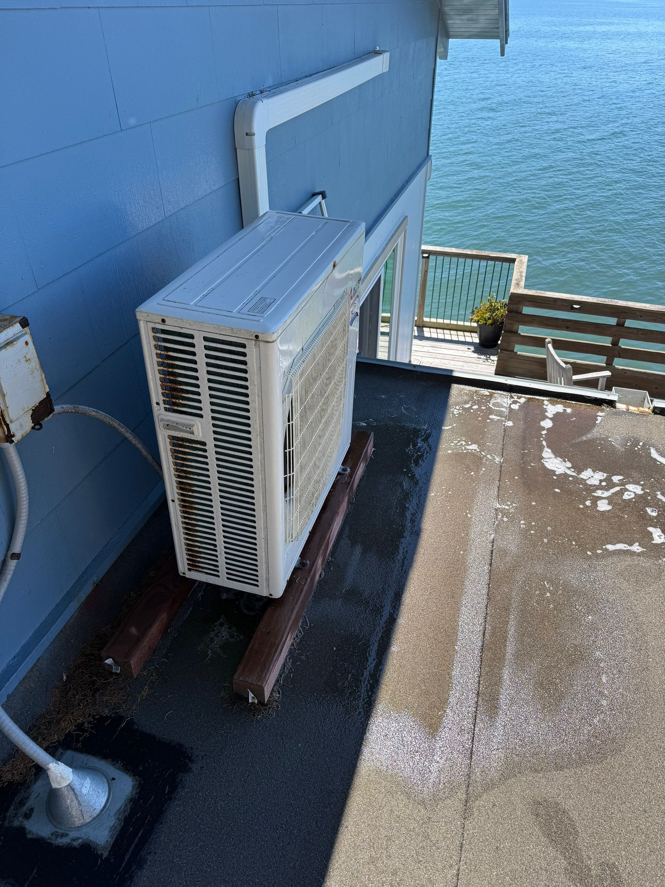 Mitsubishi Electric Ductless Heat Pump Maintenance in Marshall, California by Green Core Heating & Air