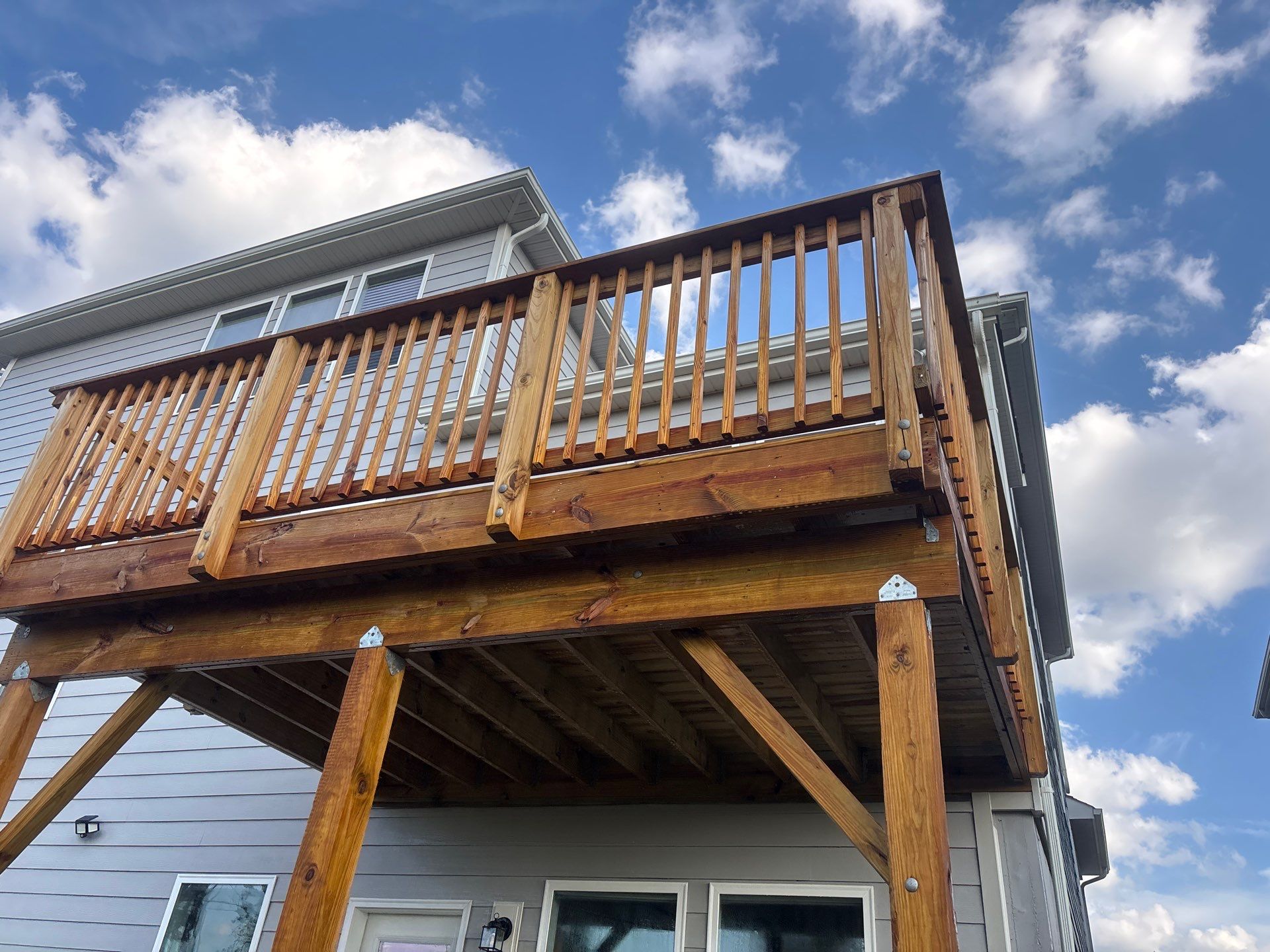 Wood Deck using Wood Sealant by DuraSeal