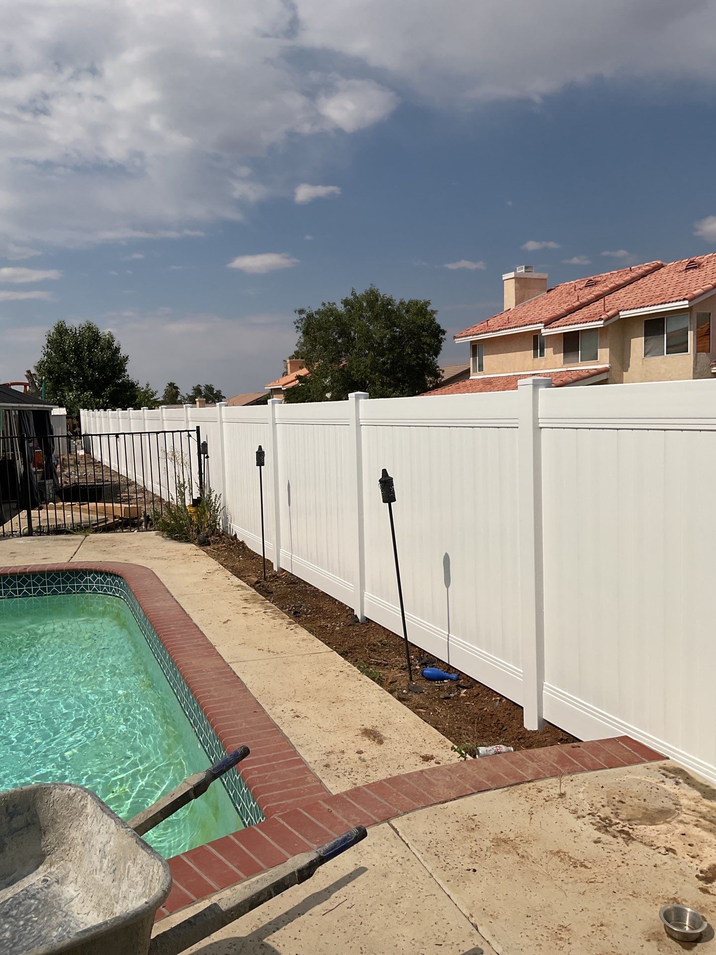 Fence Installation using Vinyl by Fence Guys Inc. 