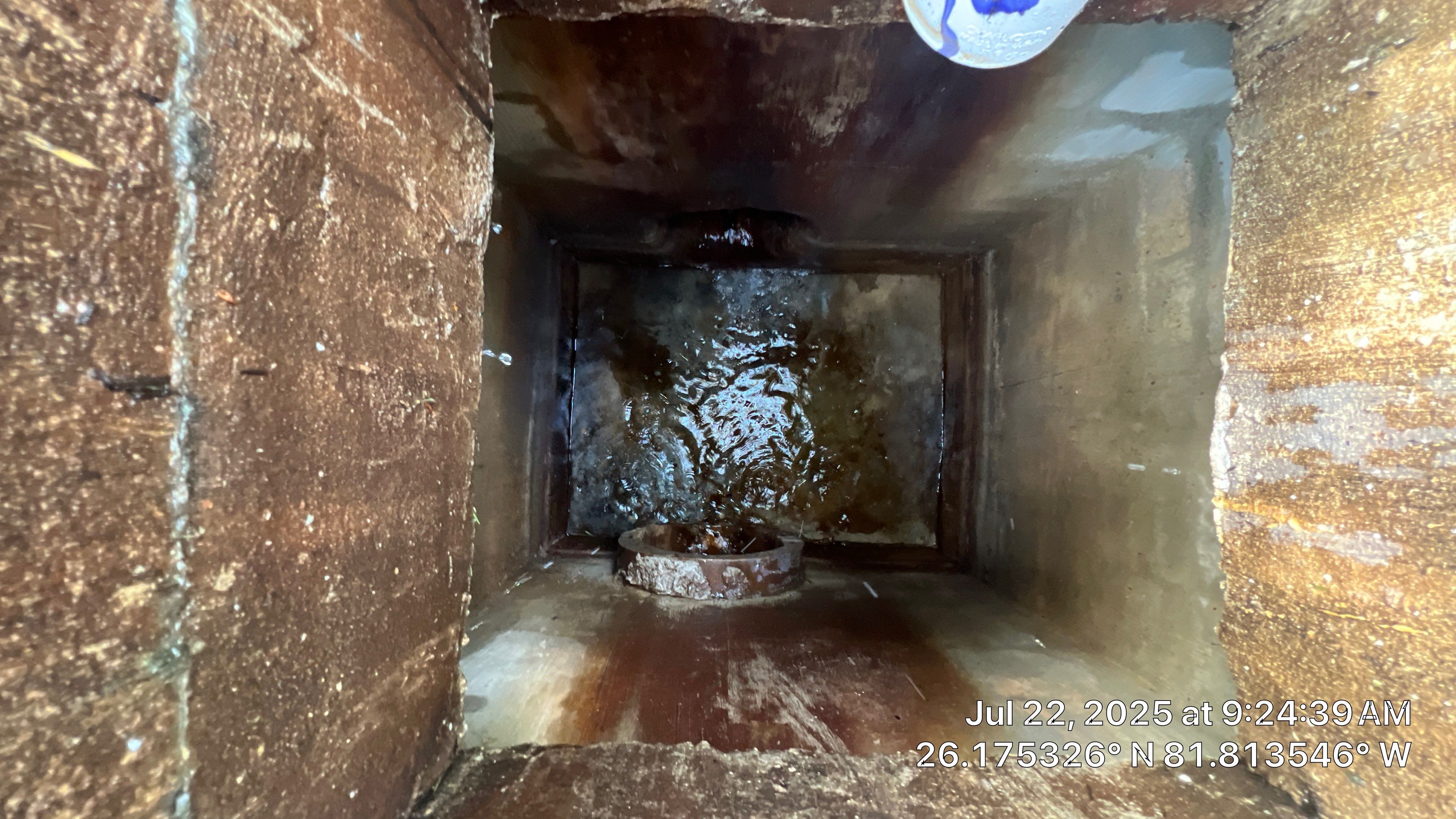 Naples Condo Complex Stormwater System Maintenance and Hurricane Cleanup by APS Power & Water