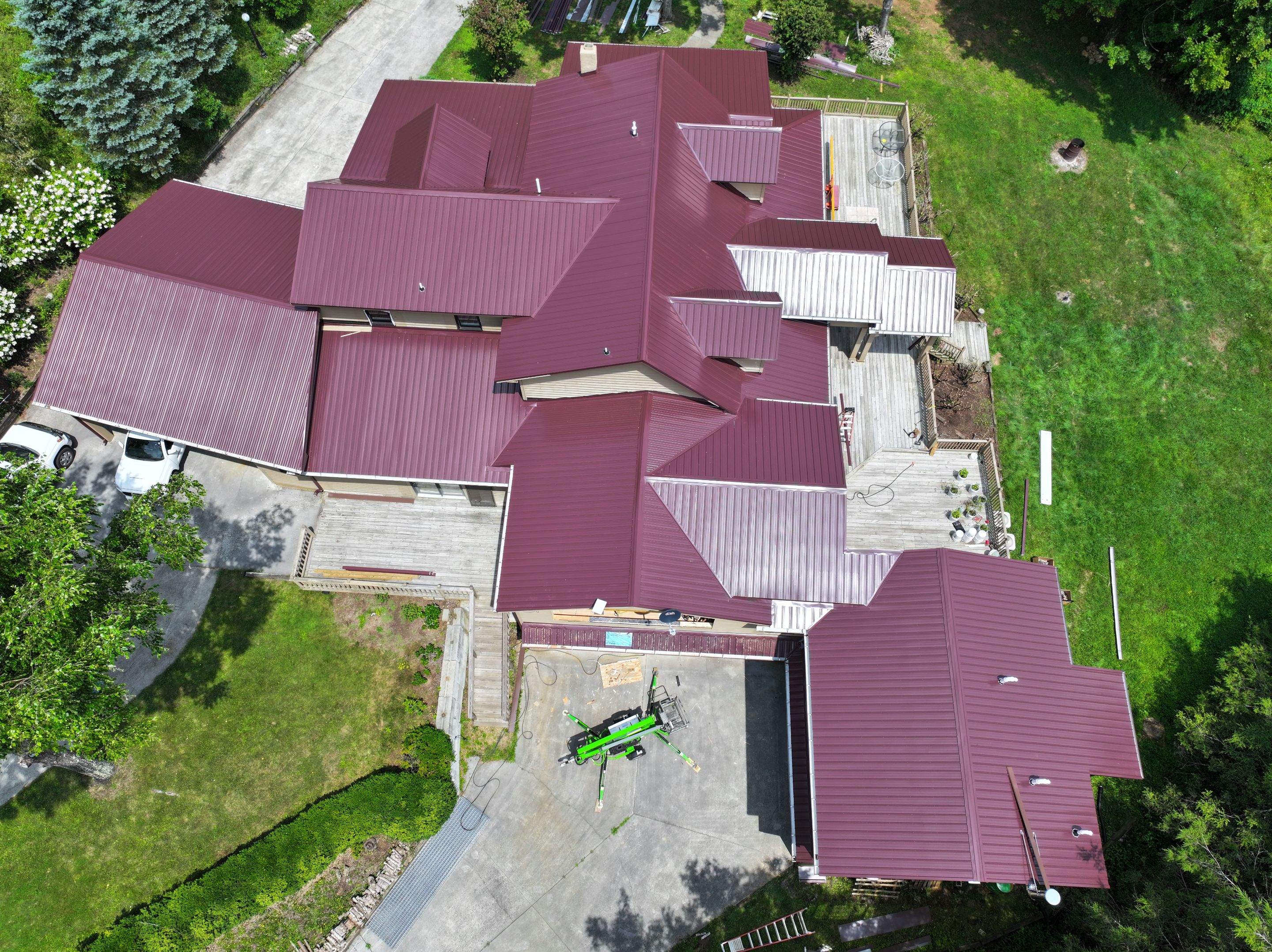 OMNIA Roofing featured photo.