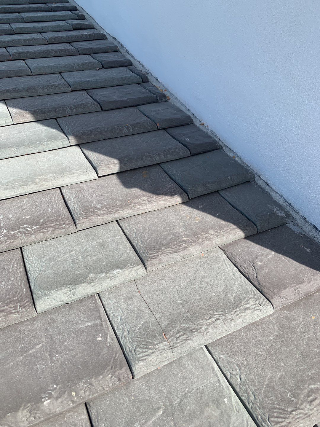 Ludowici - Lexington Slate - Vermont Gray Black by Istueta Roofing