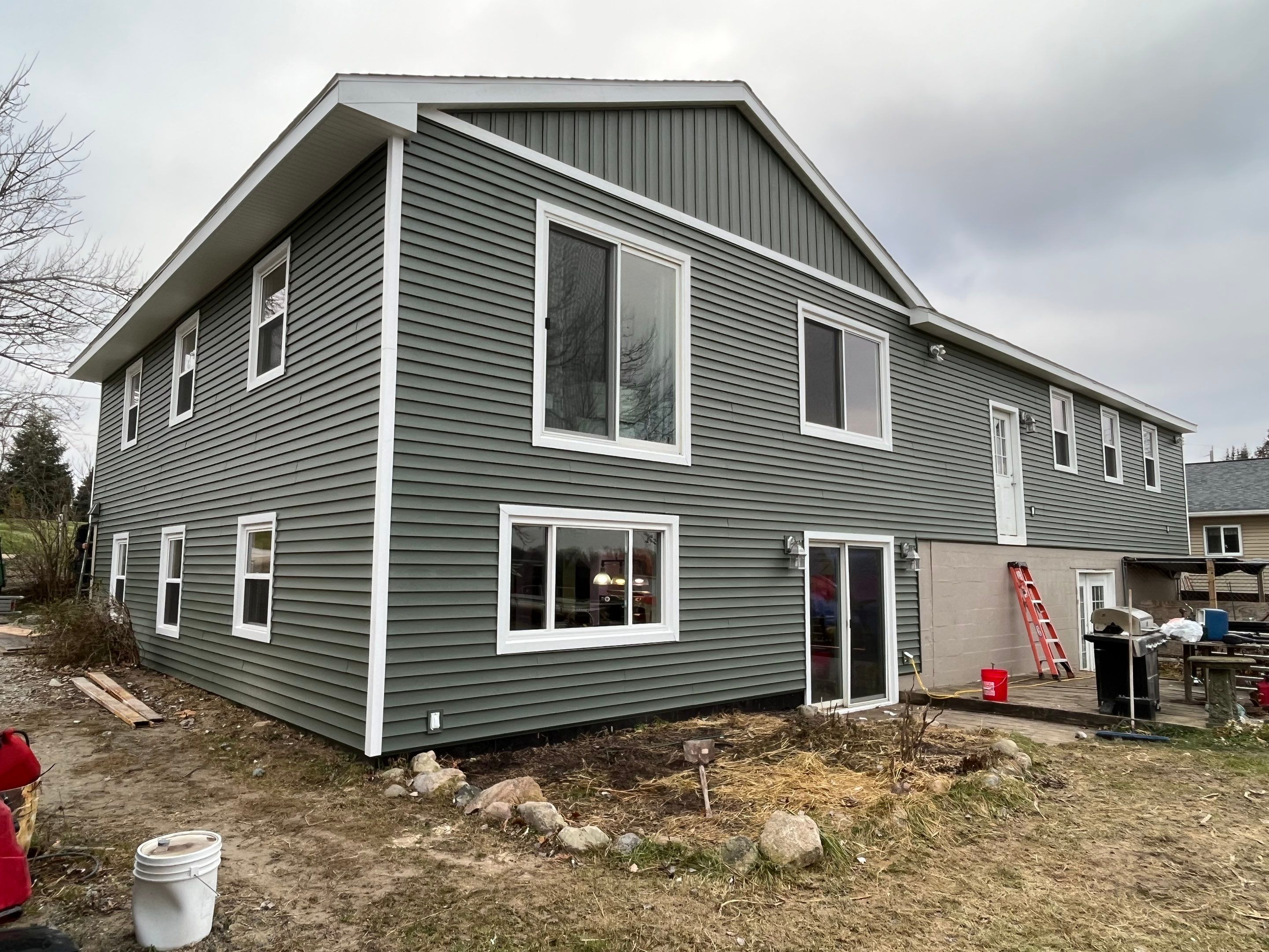 Siding Replacement using CertainTeed Restoration Classis D4 by 180 Contractors