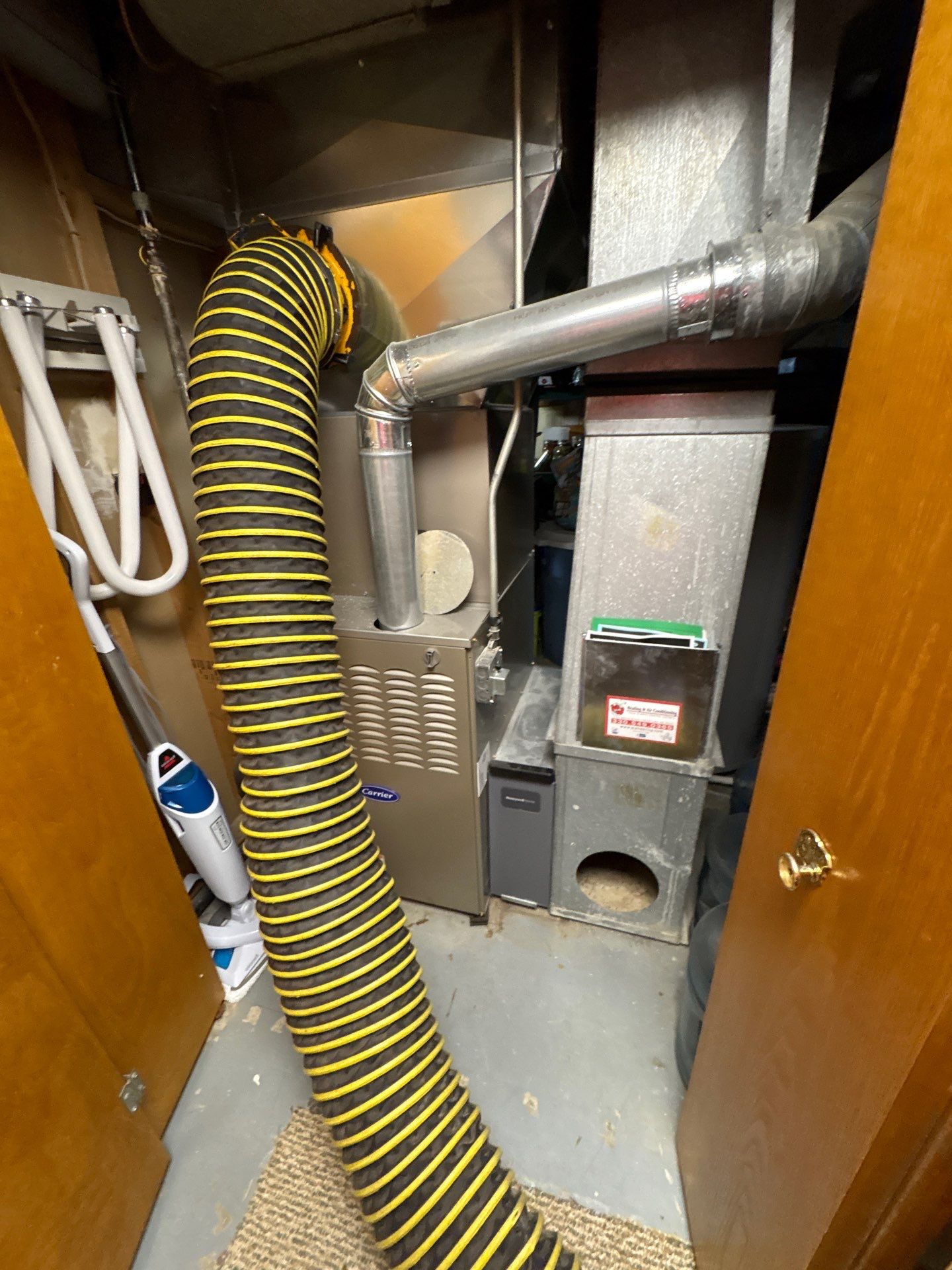 Air Duct Cleaning With a Vacuum Truck in Struthers, OH by Superior Air Duct Cleaning