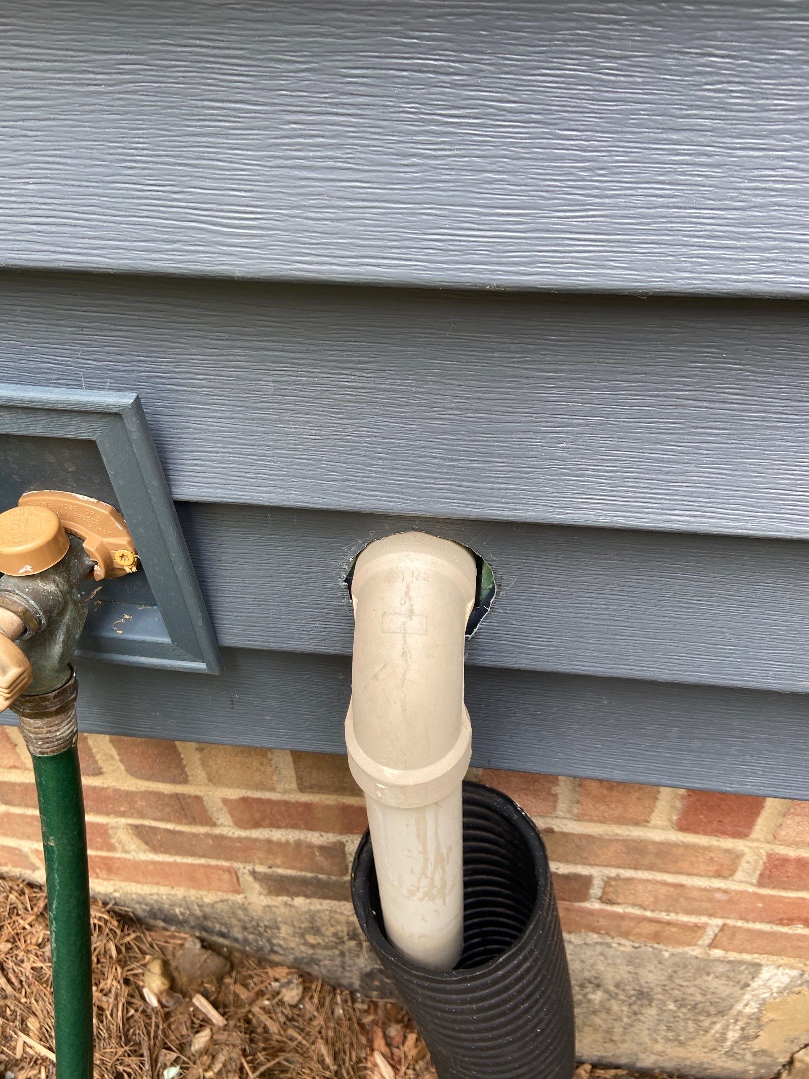 Siding Replacement using CertainTeed Restoration Classis D4 by 180 Contractors