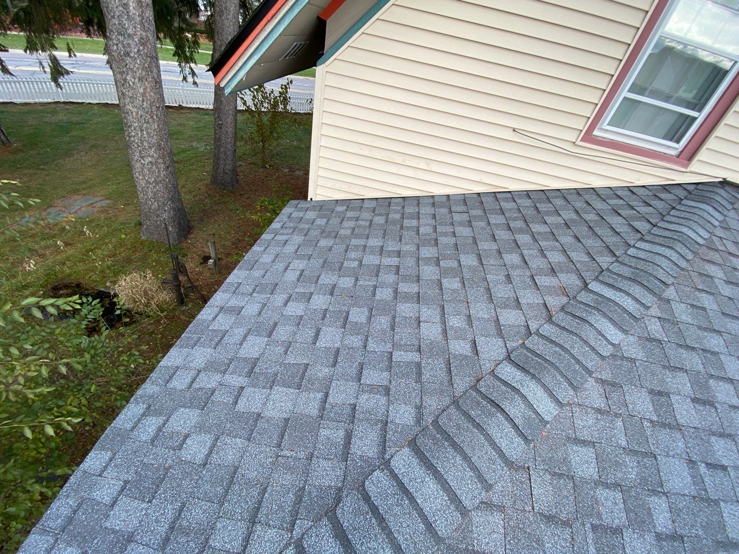 Roof Replacement using CertainTeed Landmark by 180 Contractors