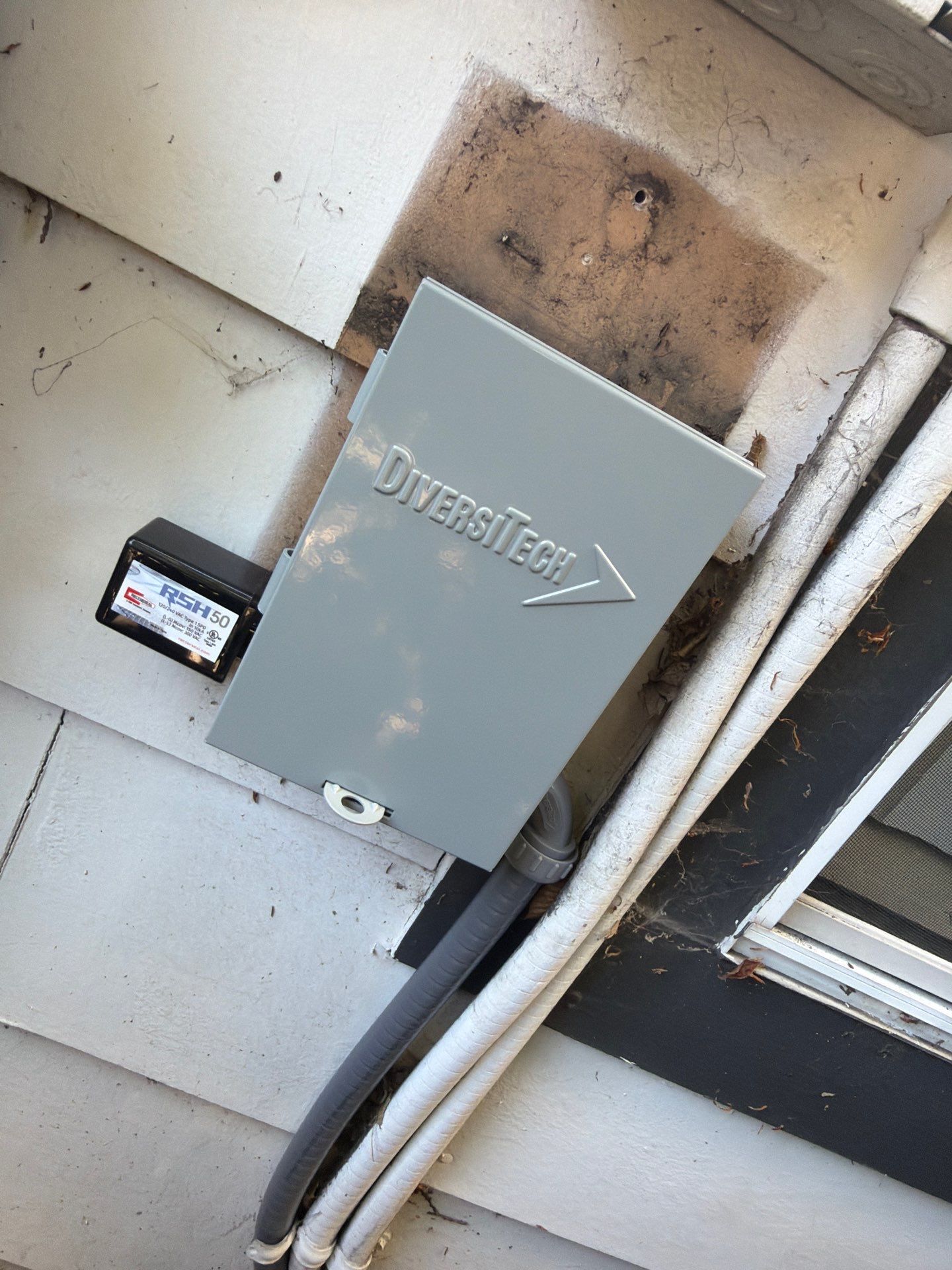Carrier Heat Pump and Air Handler Installation in Santa Rosa by Green Core Heating & Air