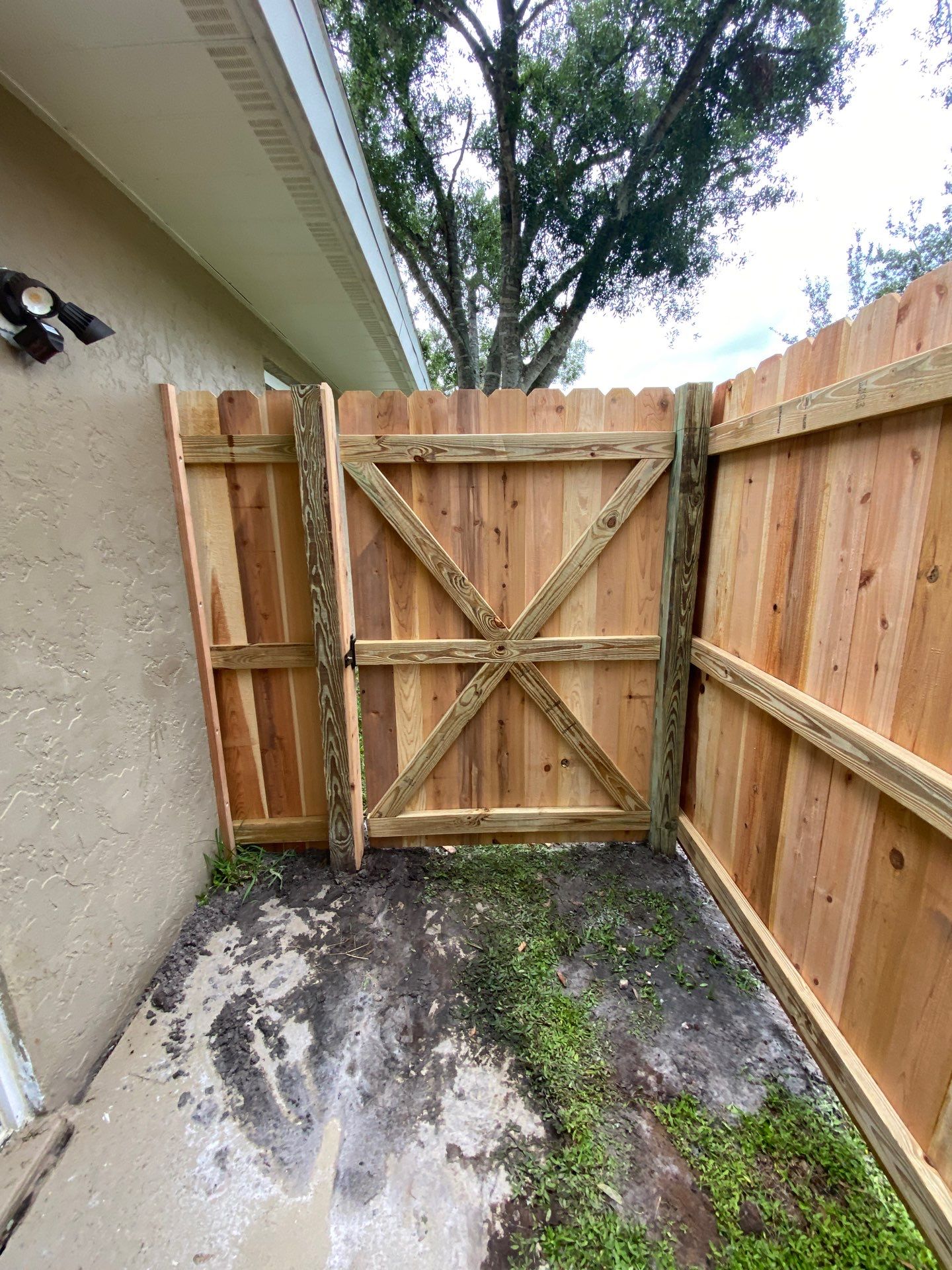 4224 Southwell by H&Y Fence