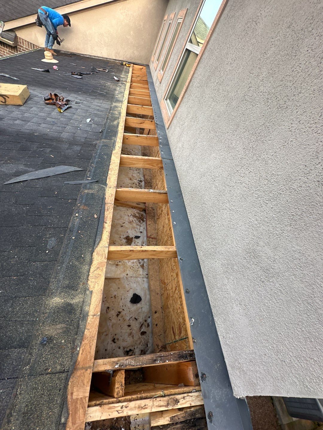 Residential Roofing Repair using Owen's Corning Duration (Lifetime) Shingles by Roof Repair Company