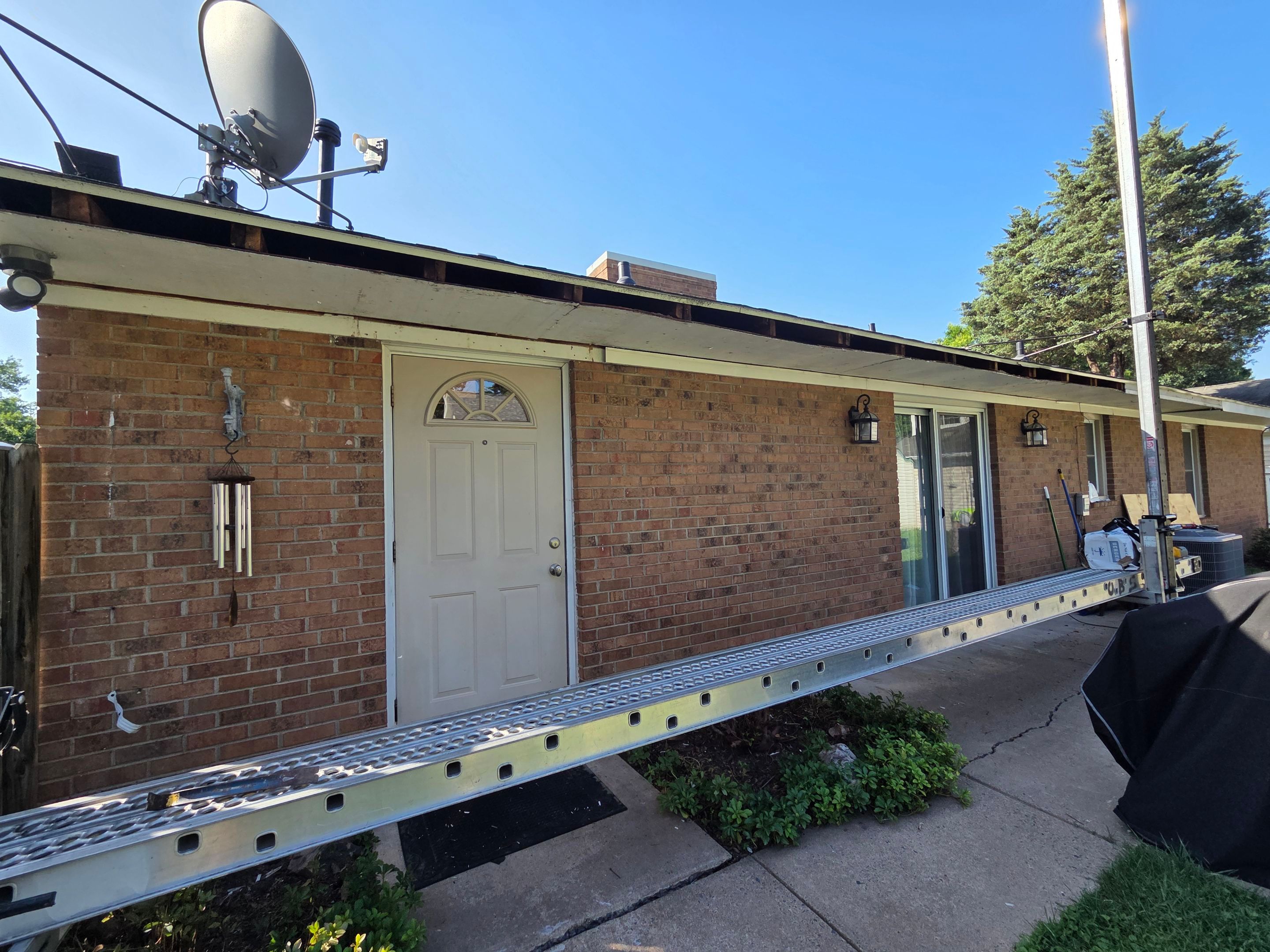 Falls Church: with CertainTeed Landmark Pro in Max Def Colonial Slate  by RM Banning, Inc.