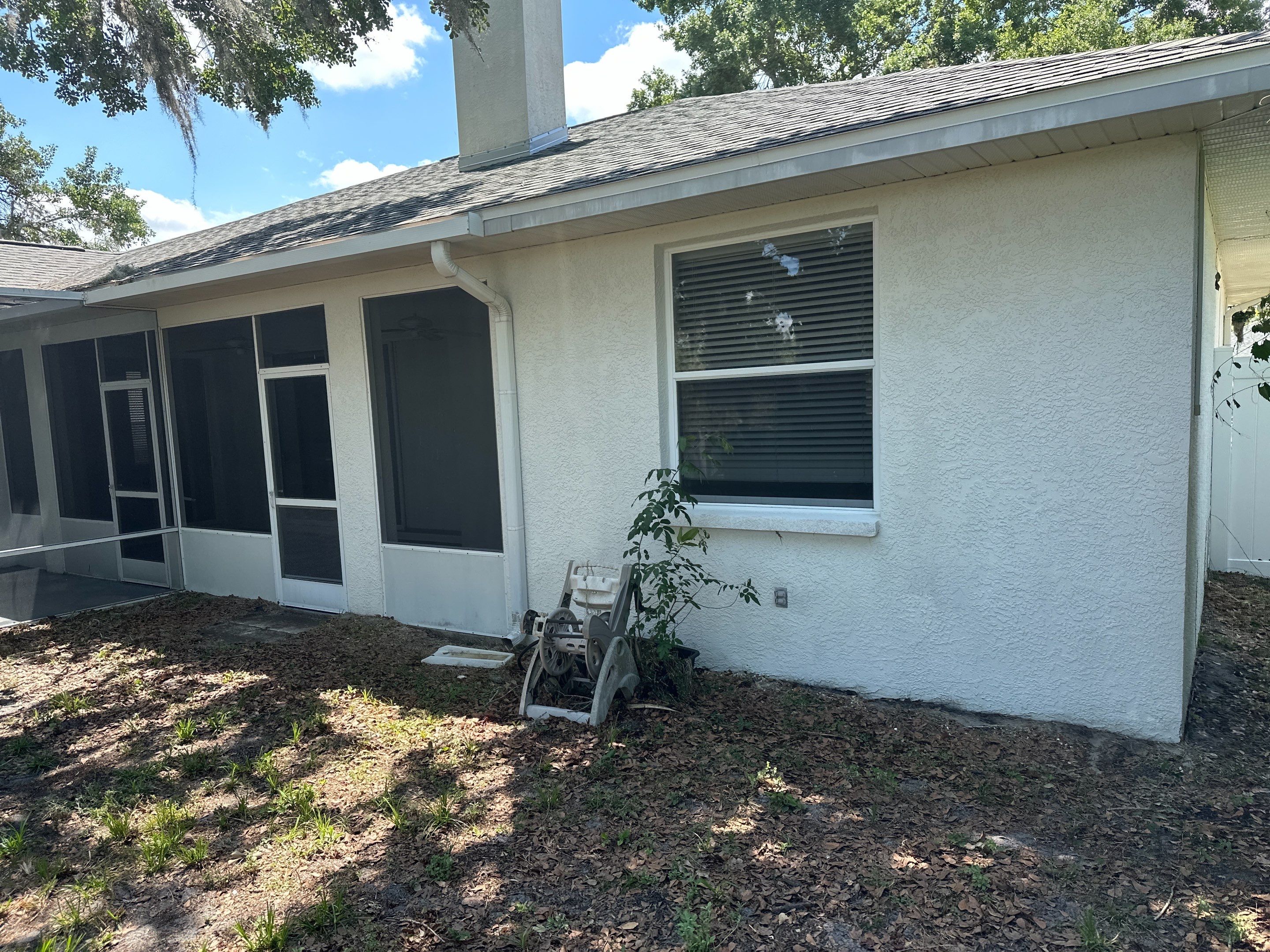 1-Story House Wash, Driveway, Patio/Lanai & Screen Enclosure Cleaning in Oakley Community, Ellenton, FL | Sunshine AquaWash by Sunshine AquaWash