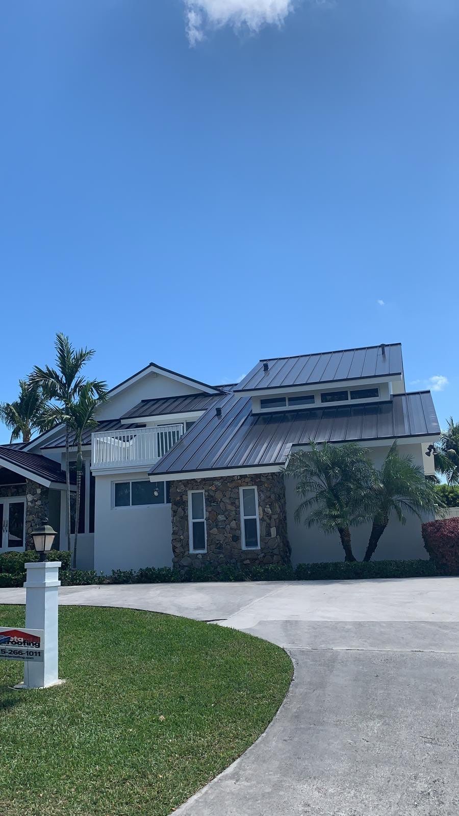 Metal Roof - Galvalume - Dark Bronze by Istueta Roofing