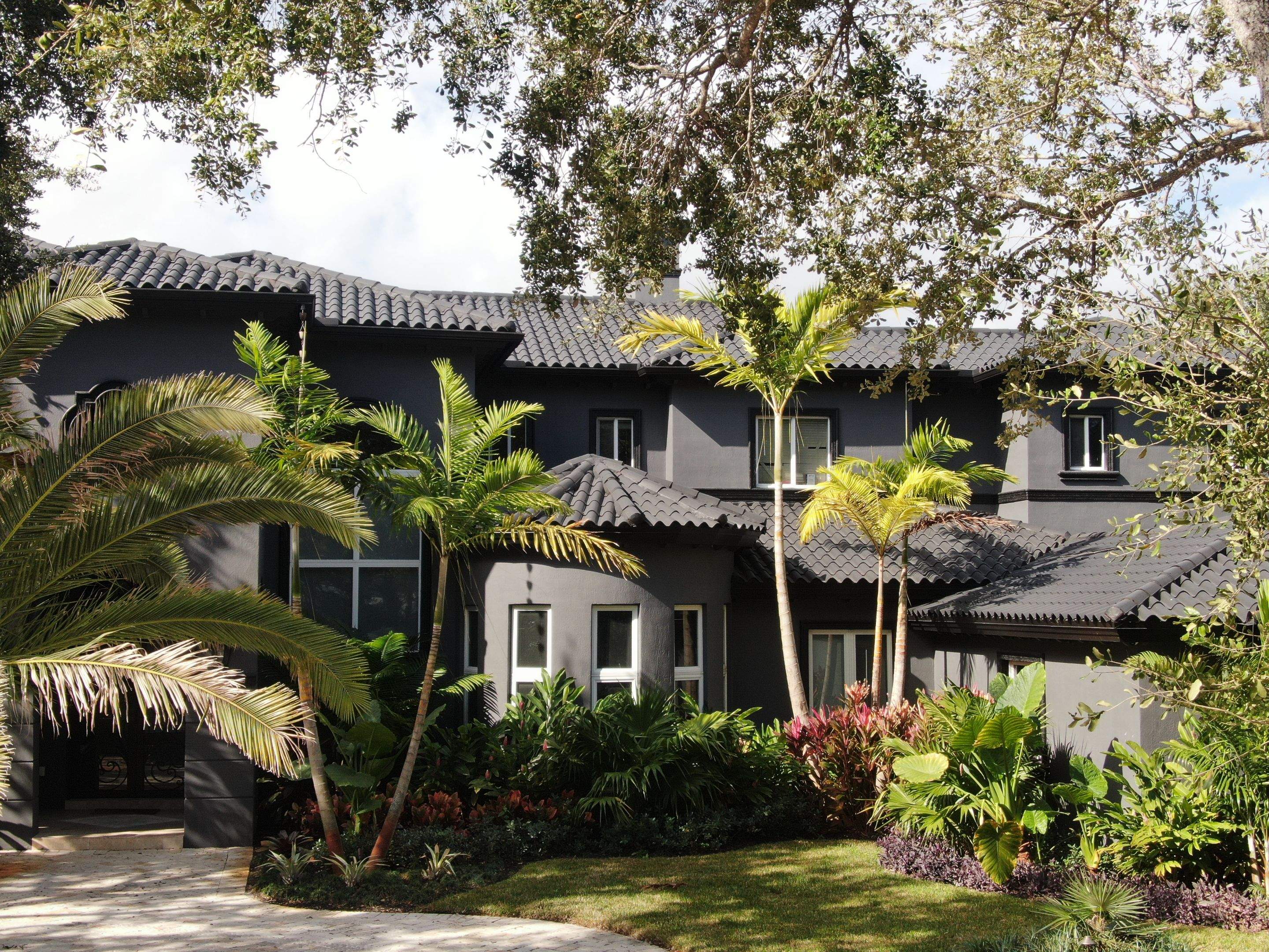 Metal Roof - Galvalume - Matte Black by Istueta Roofing