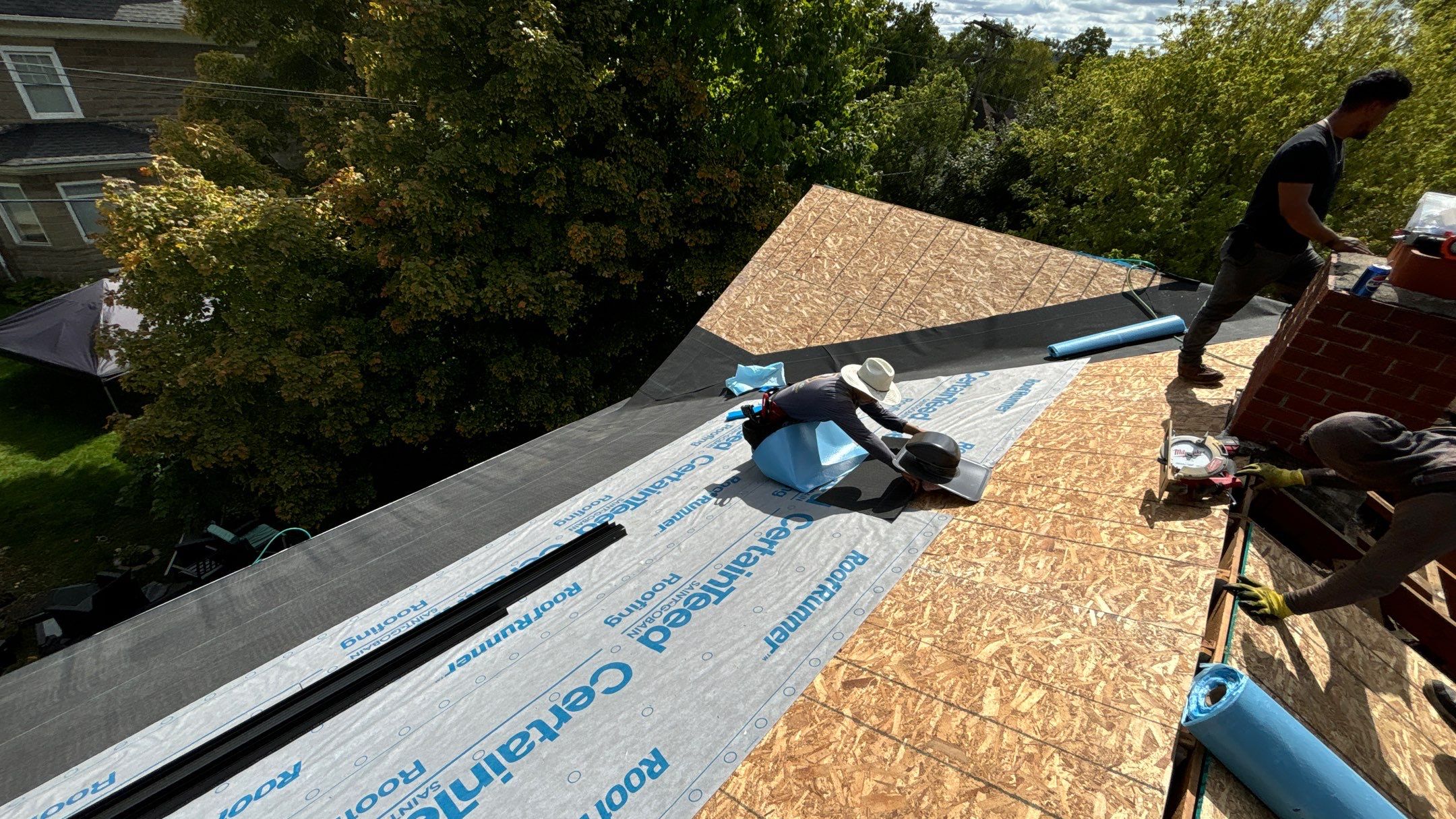 Roof Replacement using CertainTeed Northgate by 180 Contractors