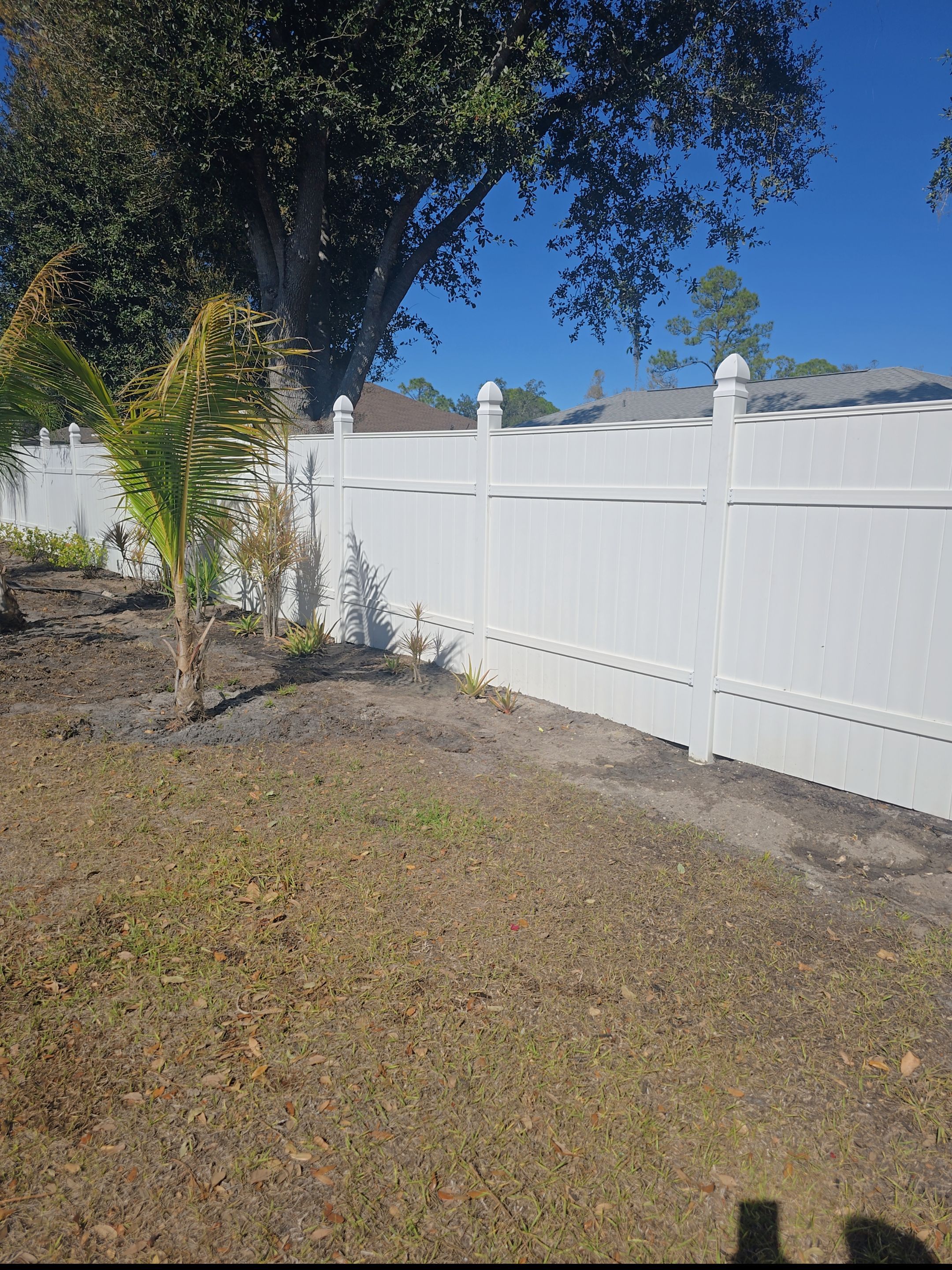Vinyl Fence Repair in North Port by True Fence LLC