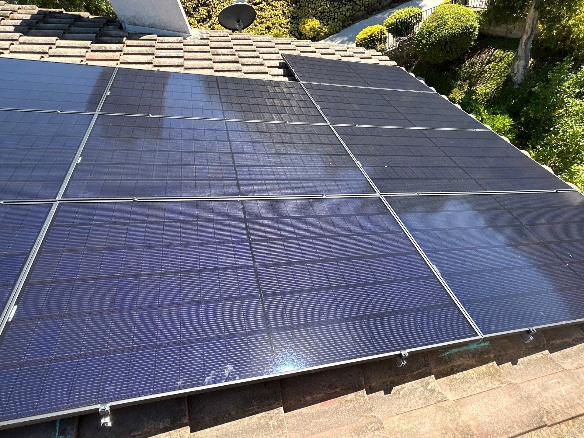 Tesla Powerwall and REC Solar Panel Installation in Thousand Oaks by AWS Solar