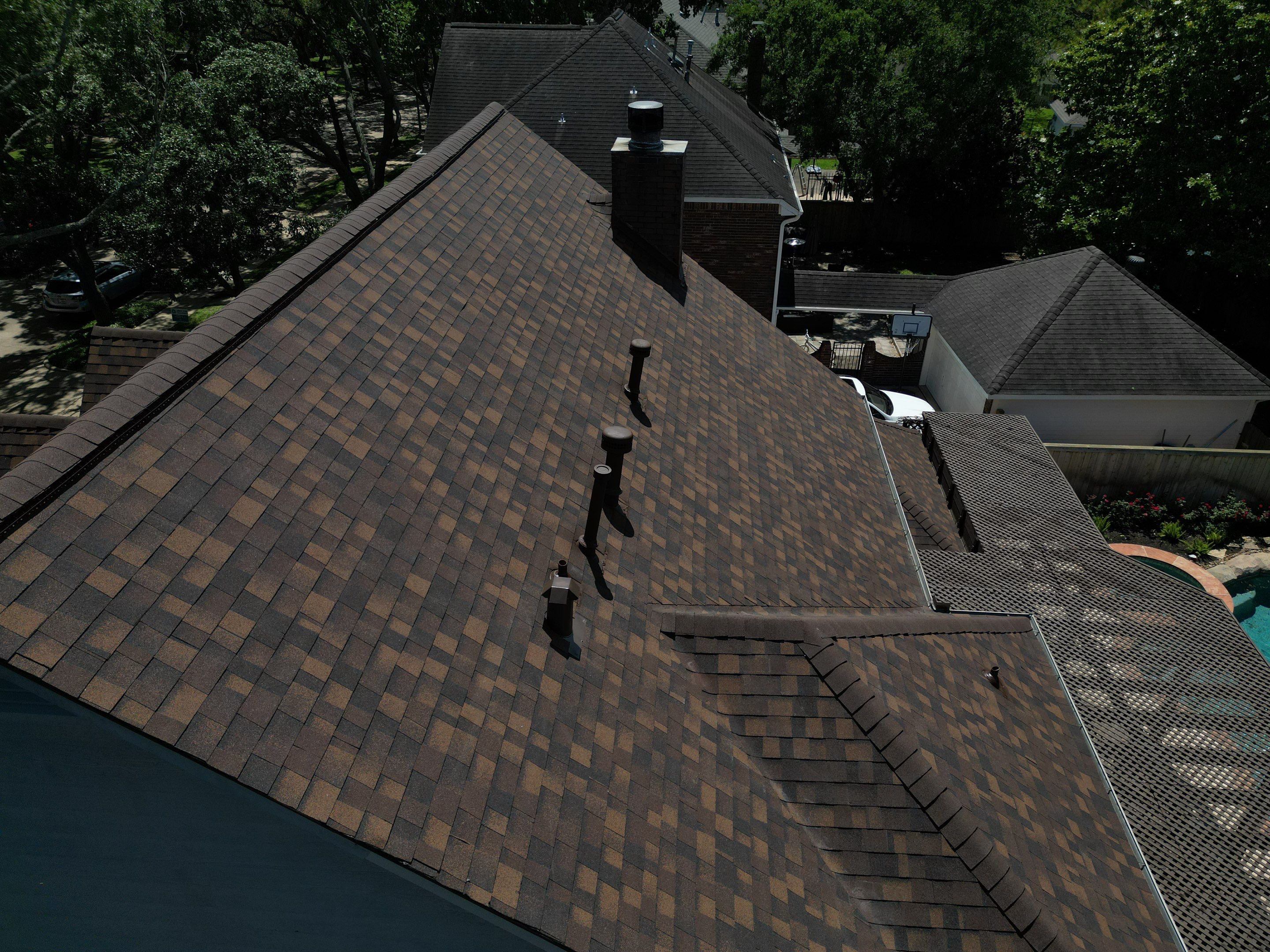 OC Duration Brownwood by HHH Roofing & Construction