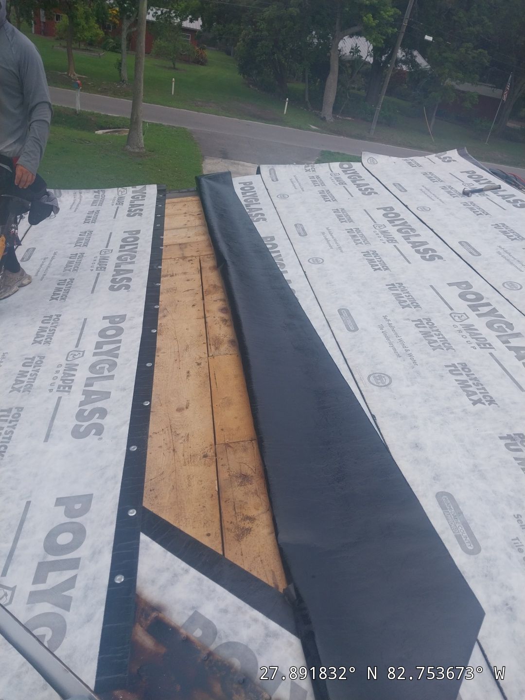 Project in Largo 33773 by Mitchell Roofing Company LLC 