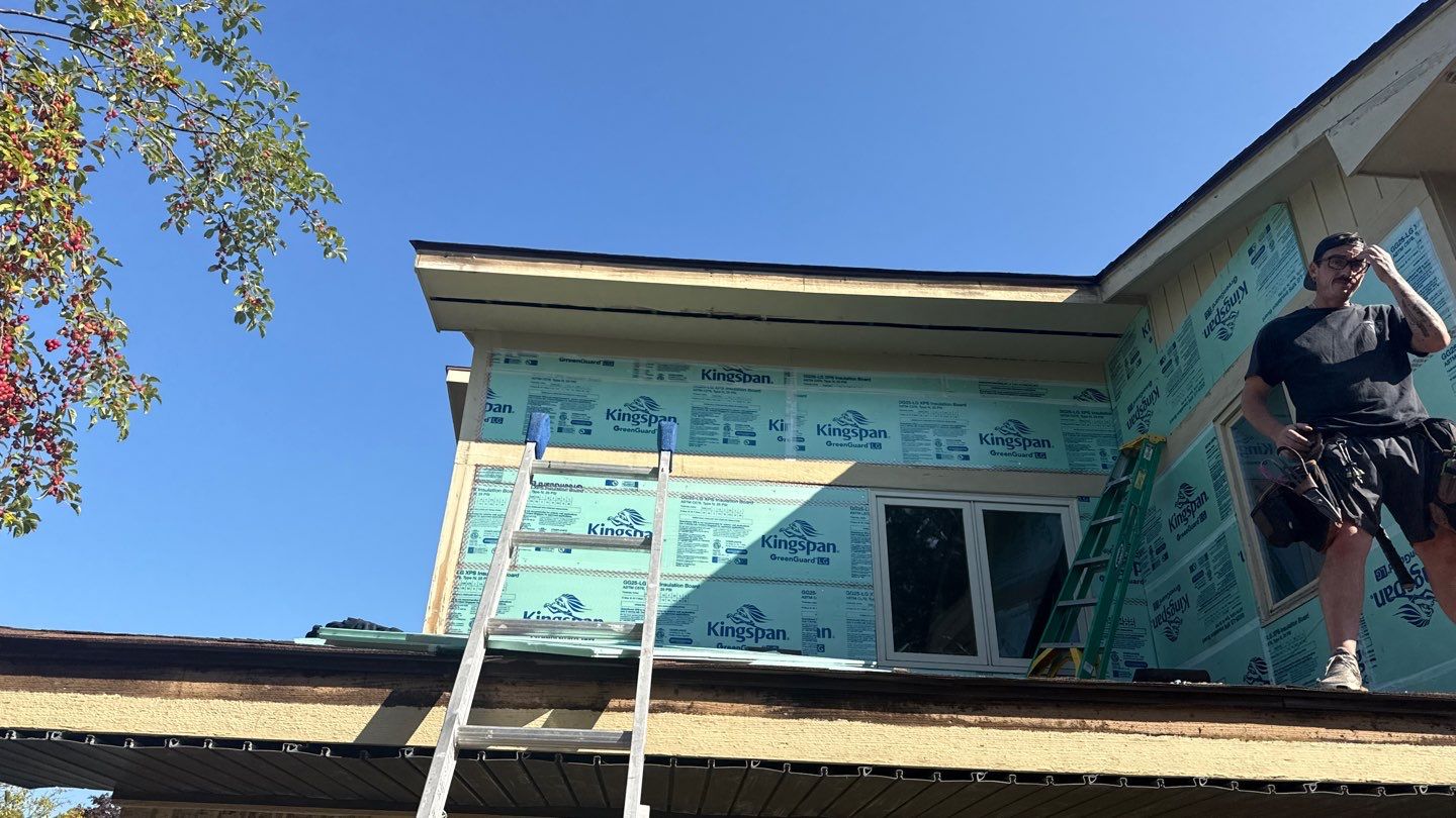 Siding Replacement using Alside S7 Cedar Mill Grain Cast Iron by 180 Contractors