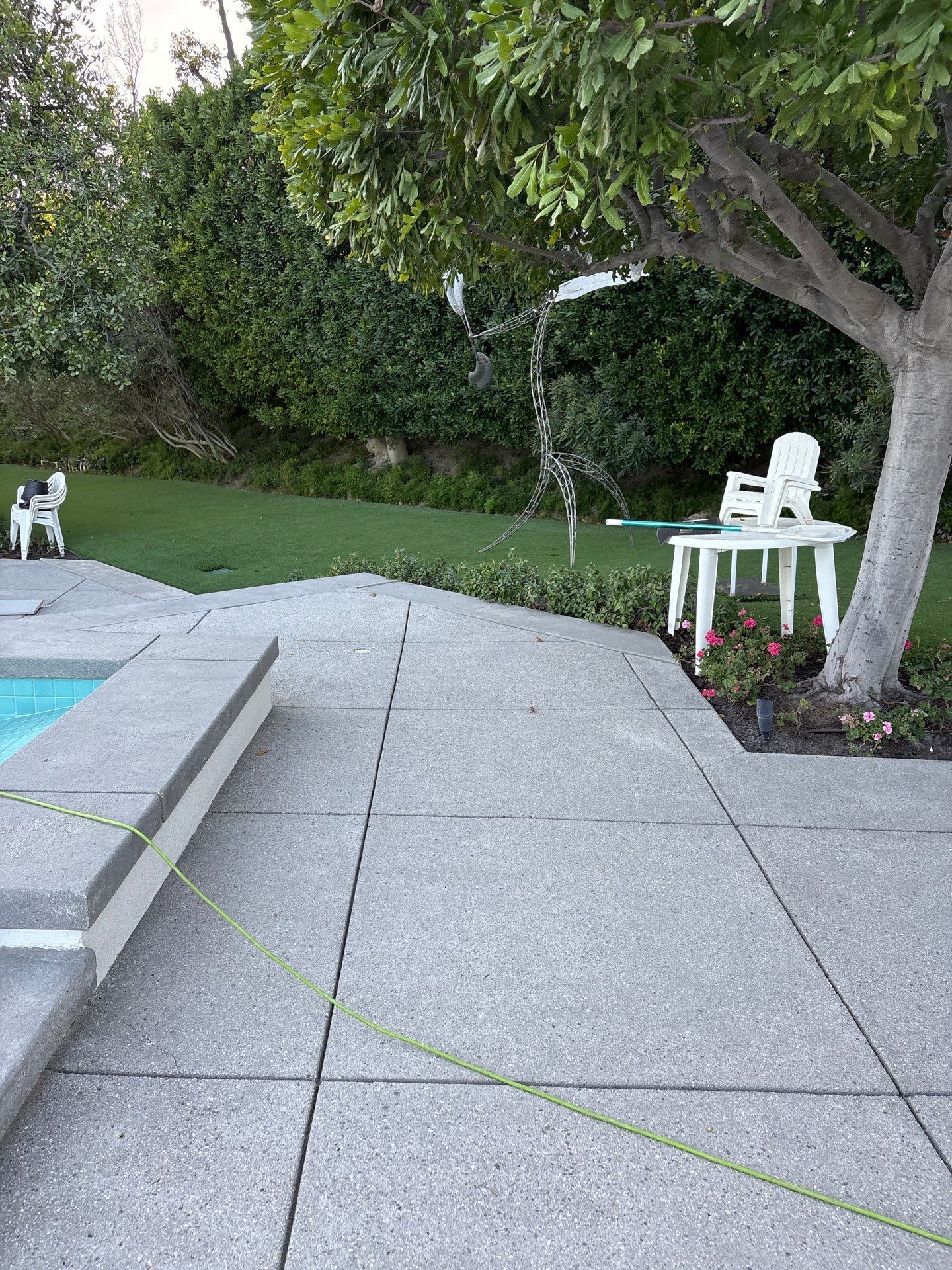 Concrete Cleaning With Sandblasting & Sealing by La Power Washing Inc