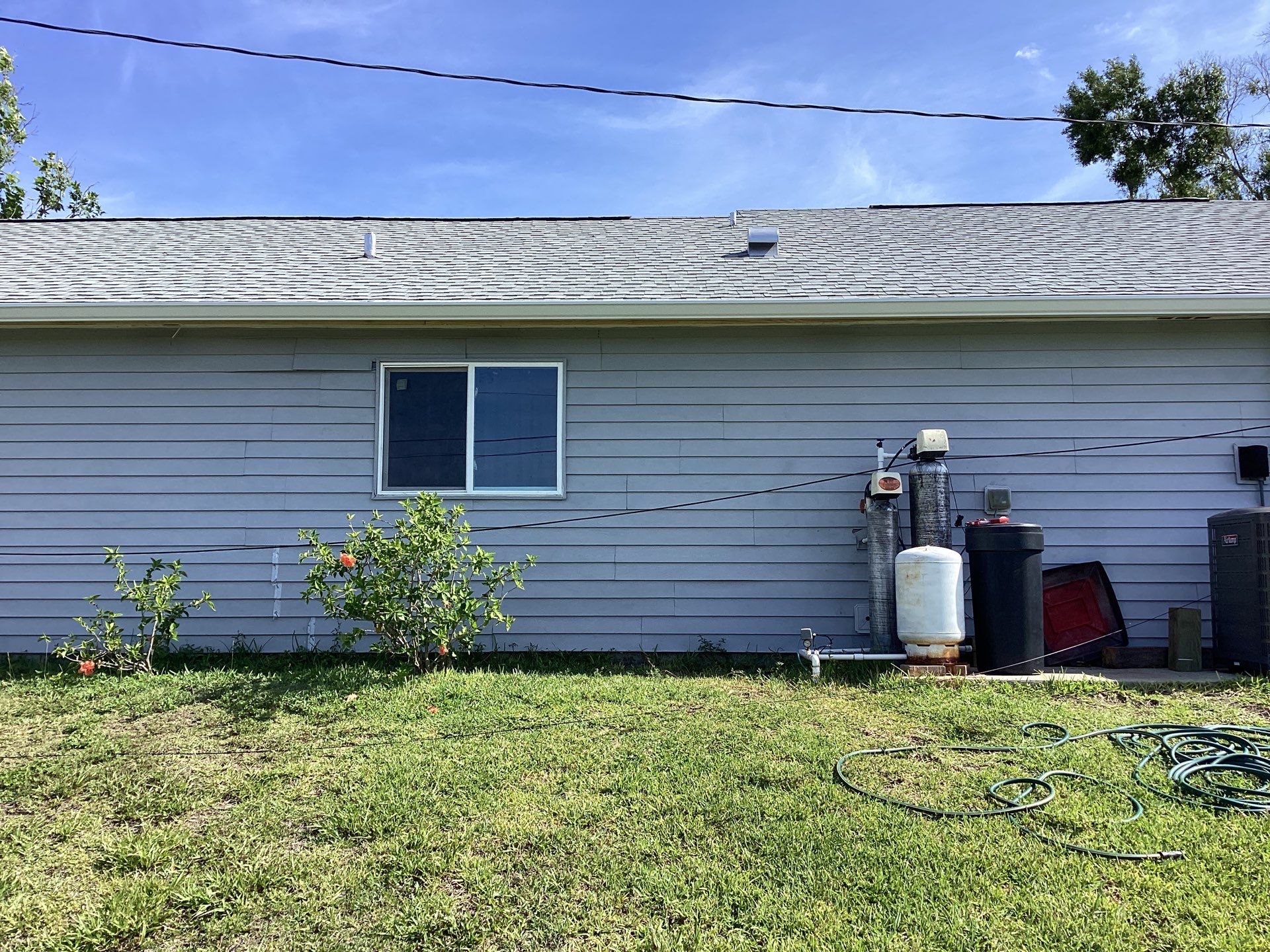 Aluminum Seamless Gutters using Splash Guard in Cape Coral FL by Gutter Professors