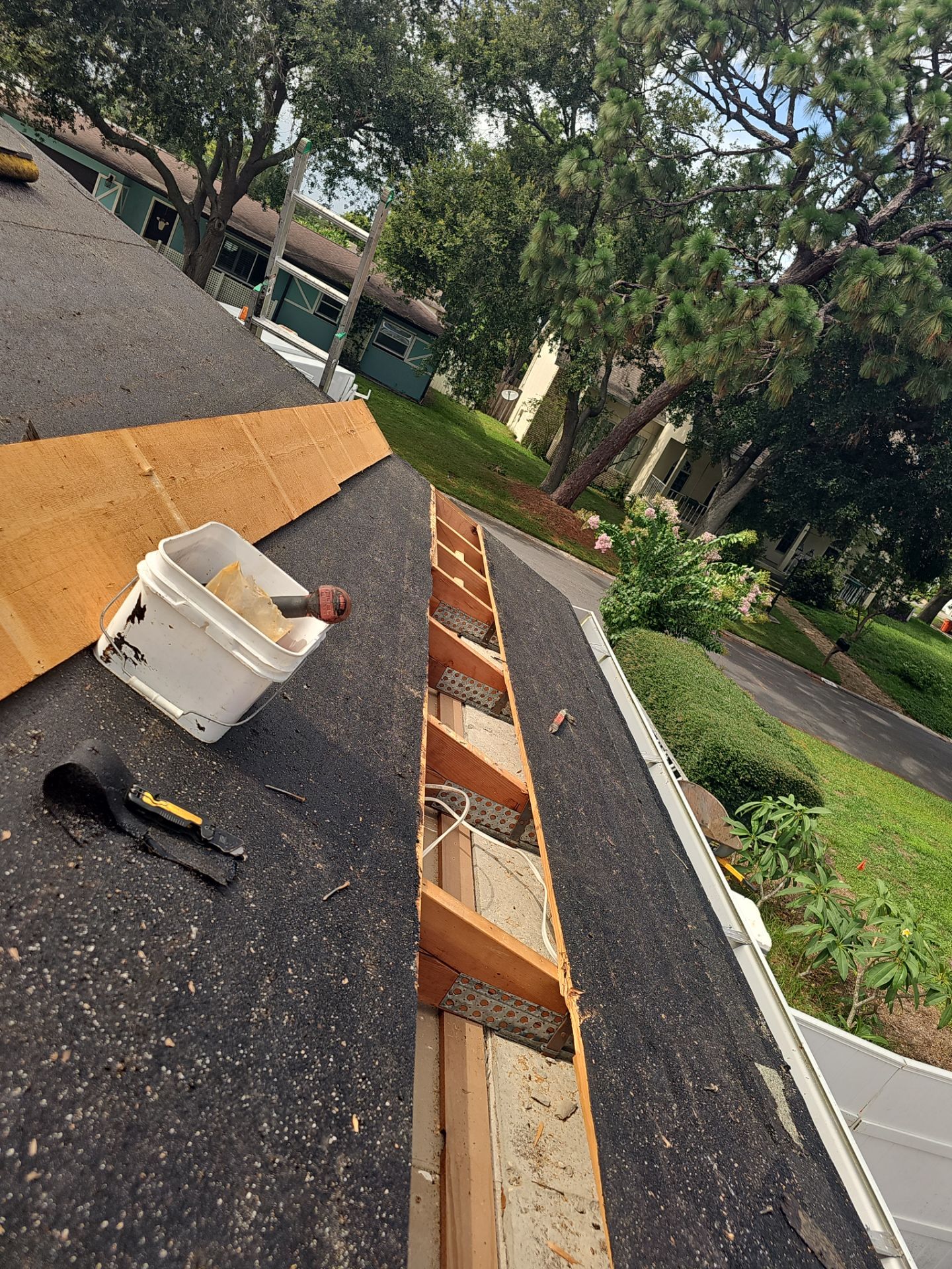 Project in Clearwater 33756 by Mitchell Roofing Company LLC 