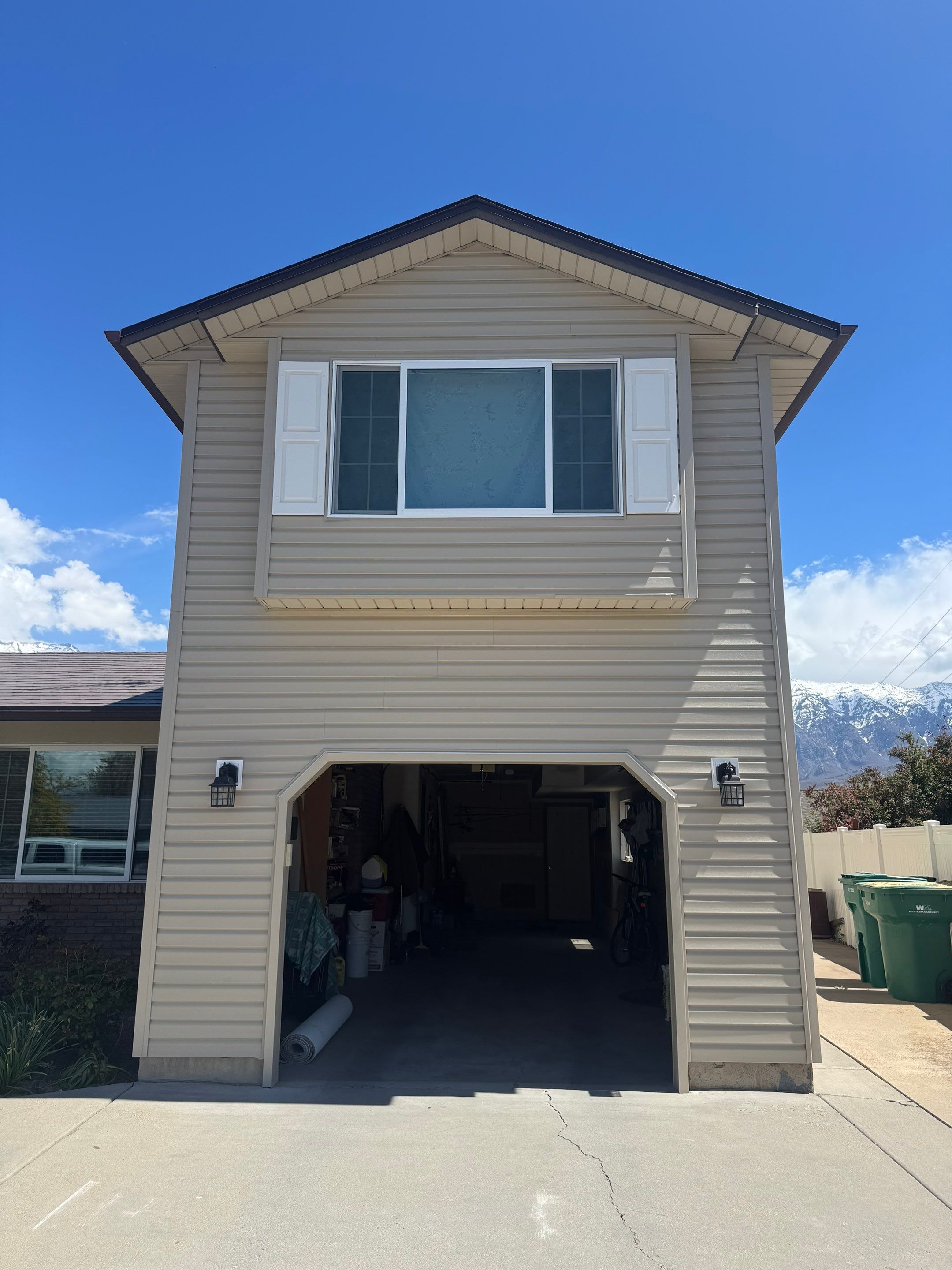 Orem | Complete Aluminum-to-Vinyl Facelift | Solid Wicker by Ideal Siding Utah