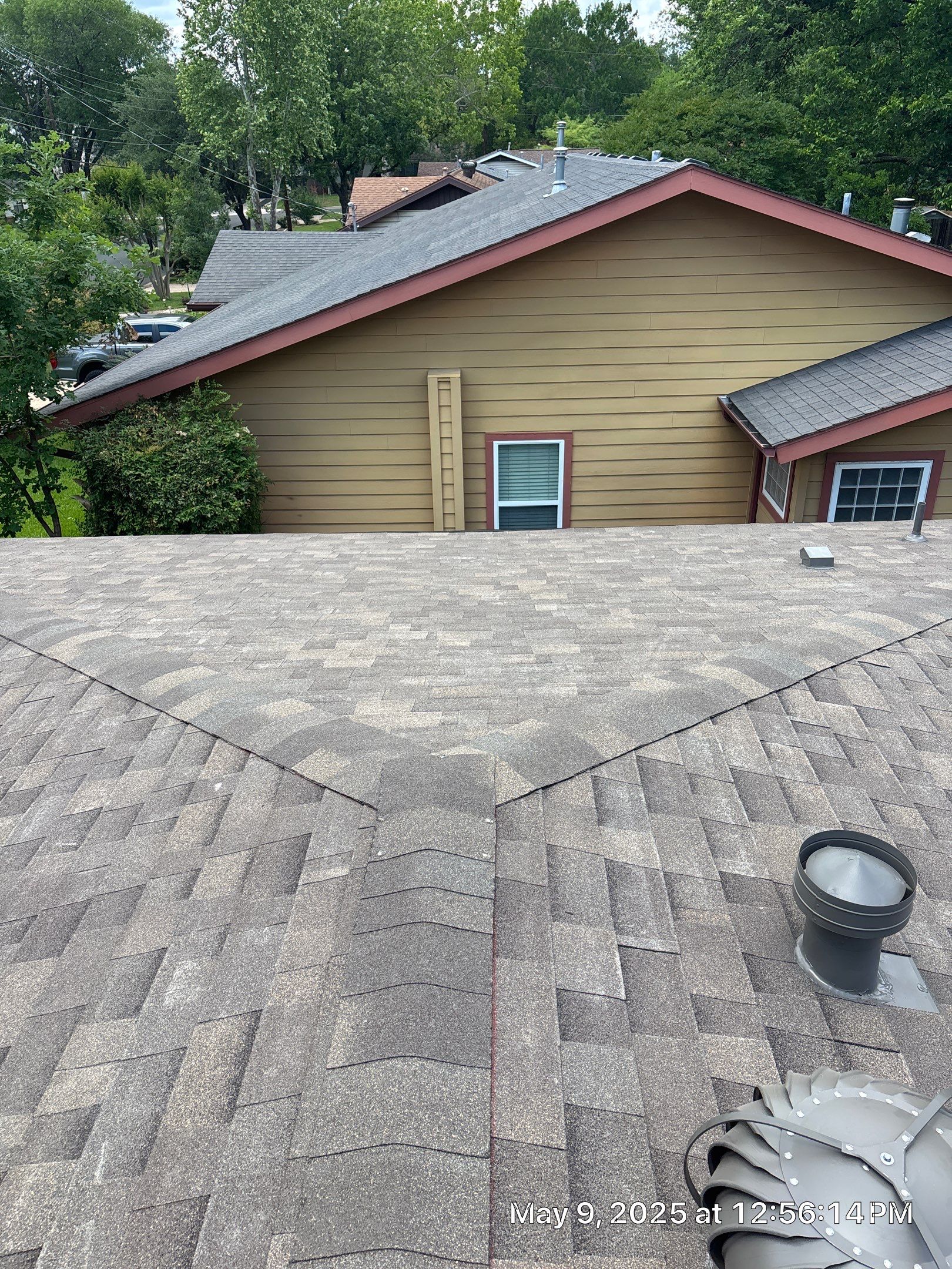 Weathered Wood - Malarkey Highlander by RoofsOnly.com