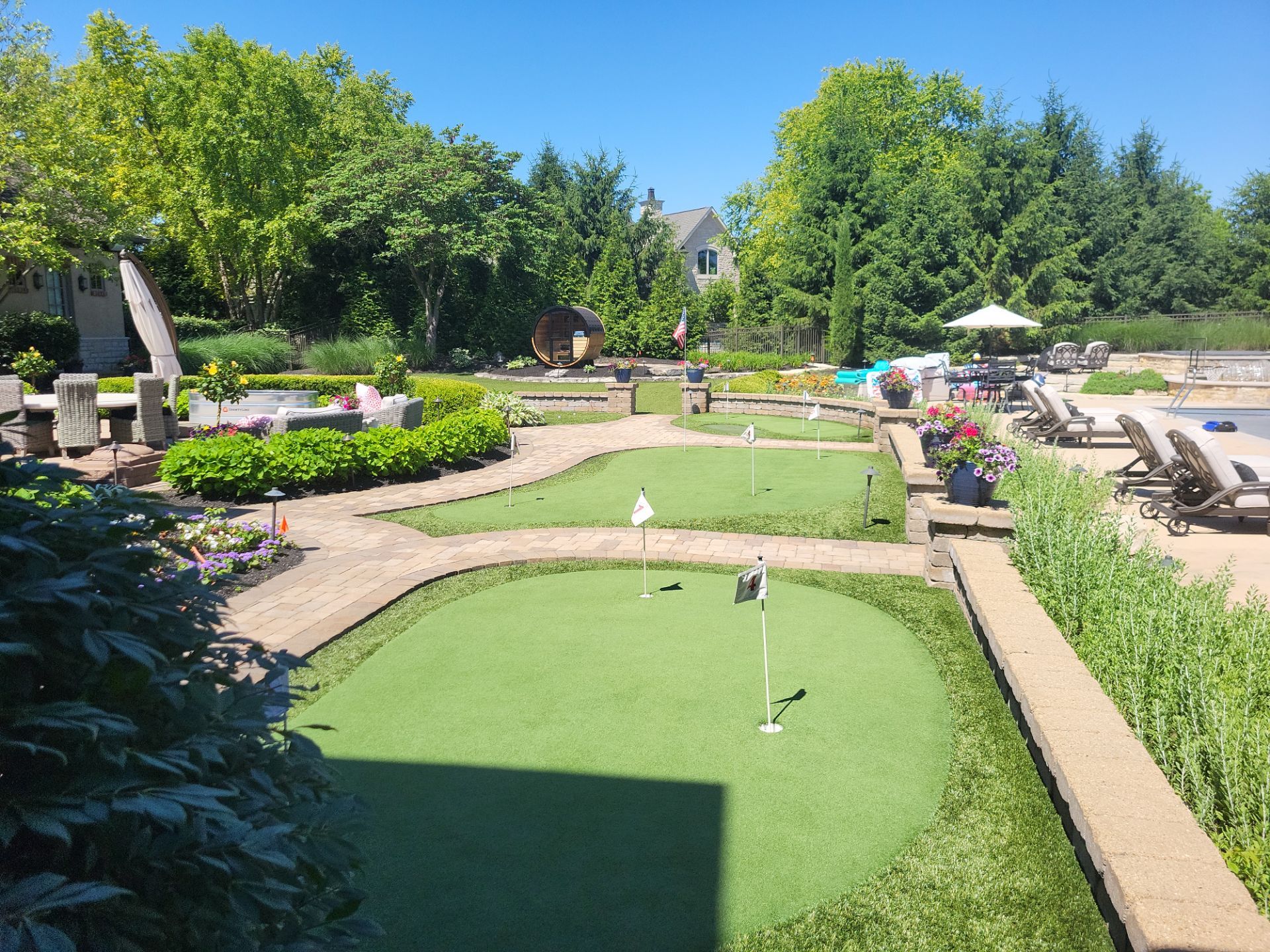 Backyard Putting Course in Delaware, Ohio by Southwest Greens Midwest