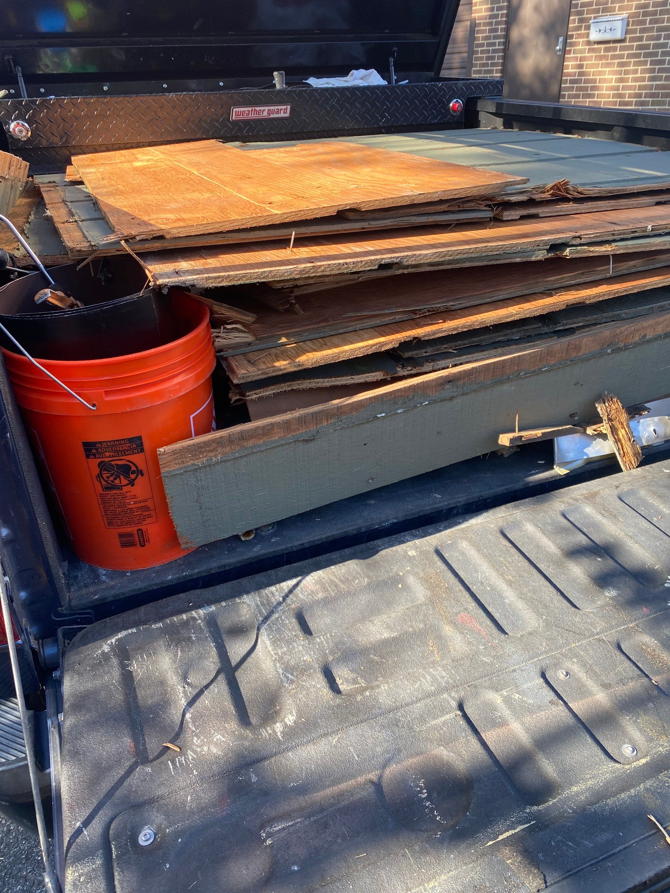 Reston: Residential Siding Replacement with James Hardie Statement Beaded Plank in Cappuccino Muffin by RM Banning, Inc.