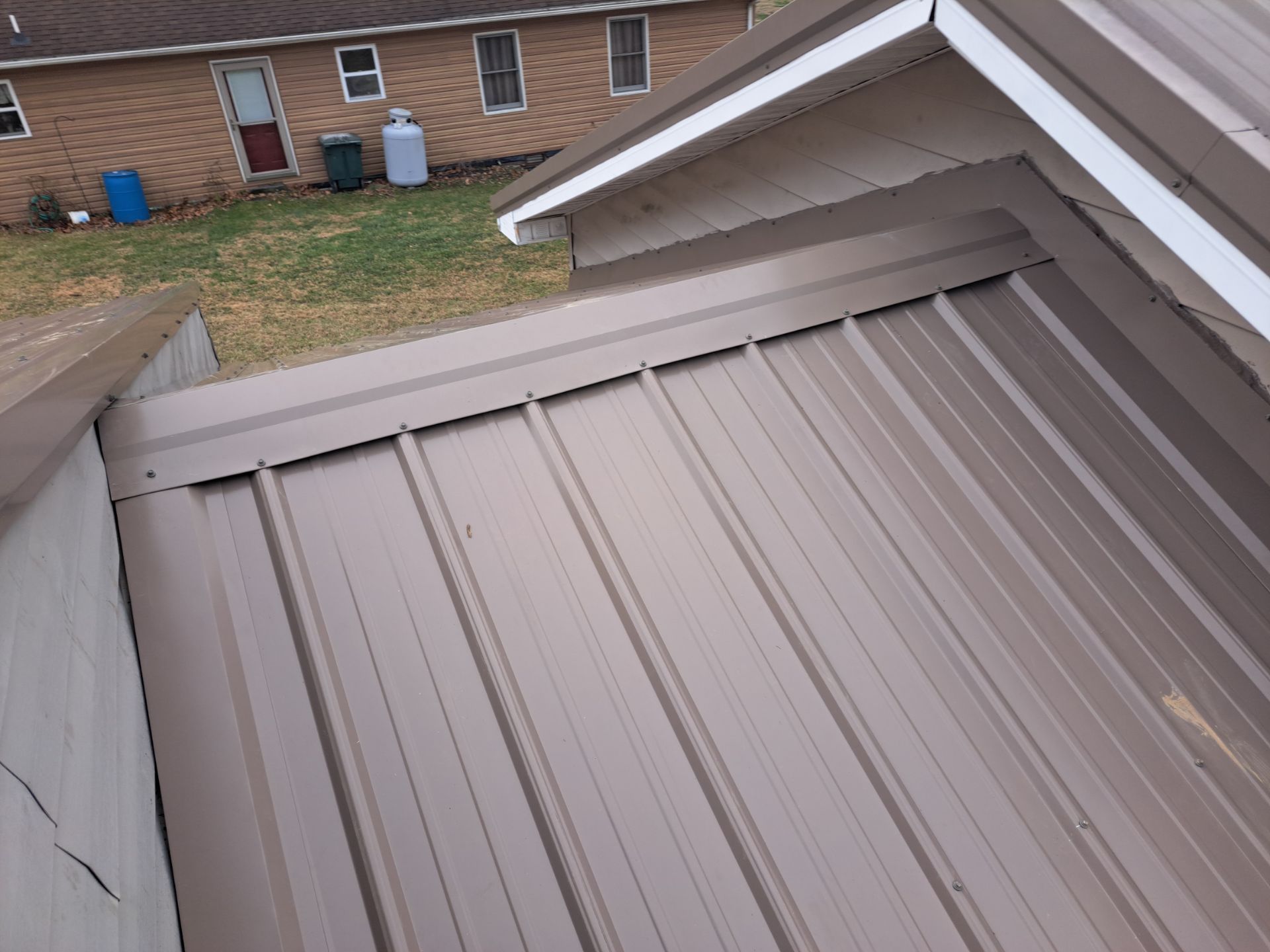 Denton Garage by Omnia Roofing