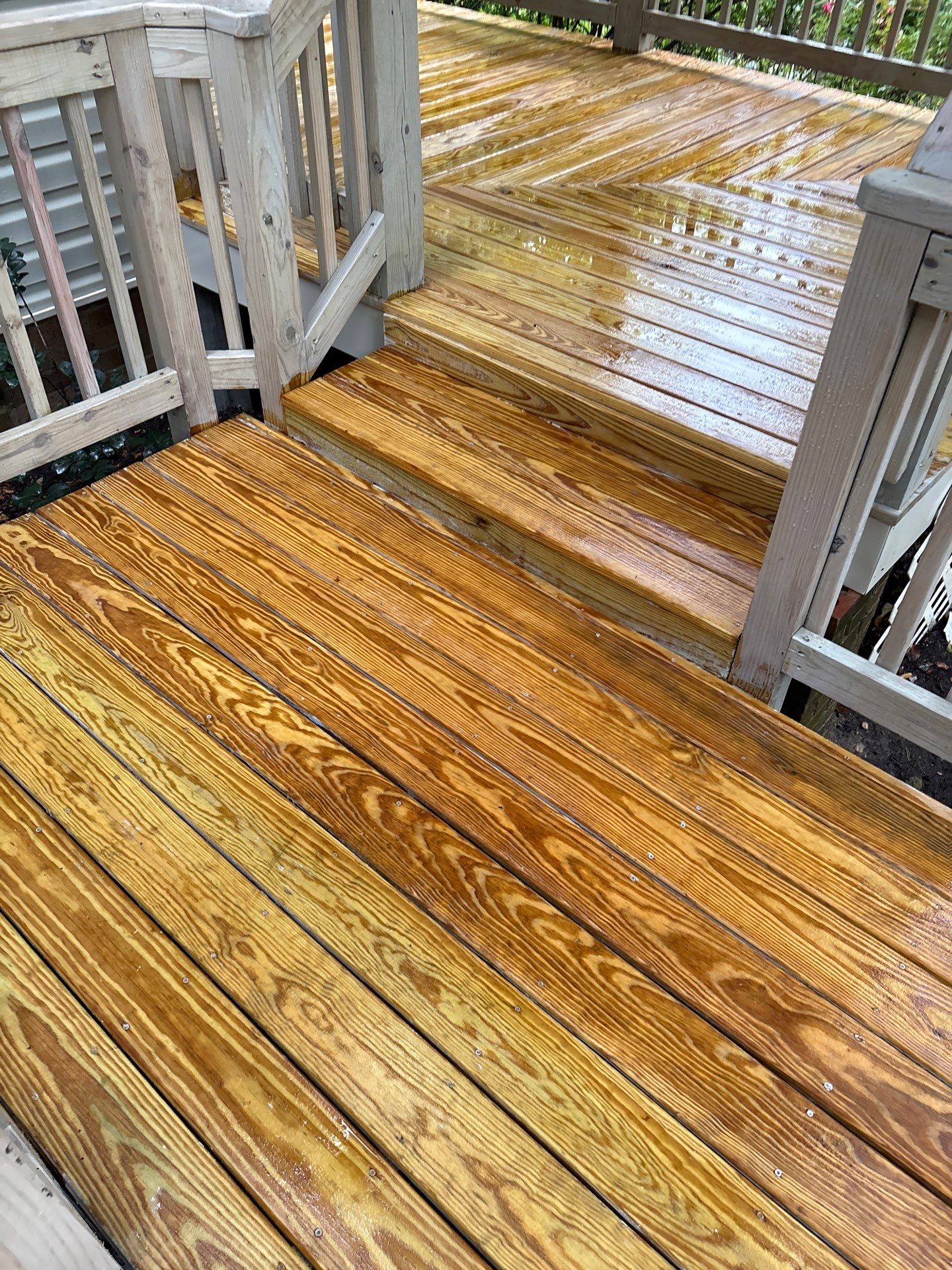 Deck using Wood Sealant by DuraSeal