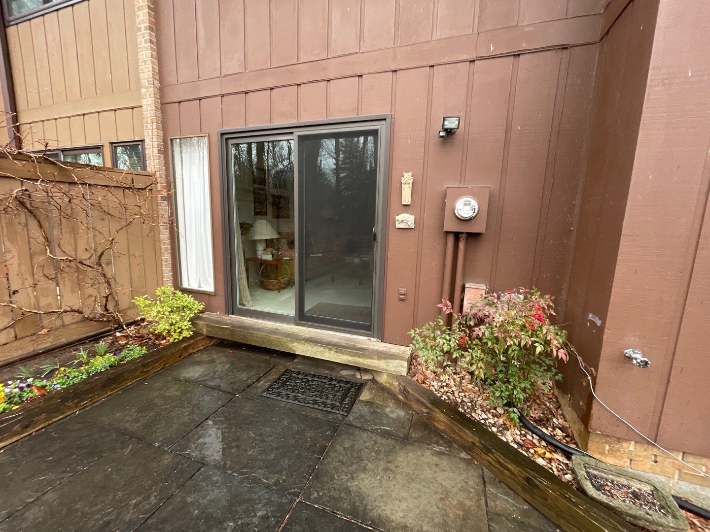 Reston CertainTeed Landmark Resawn Shake New Roof Installation & Siding/Trim Repairs by RM Banning, Inc.