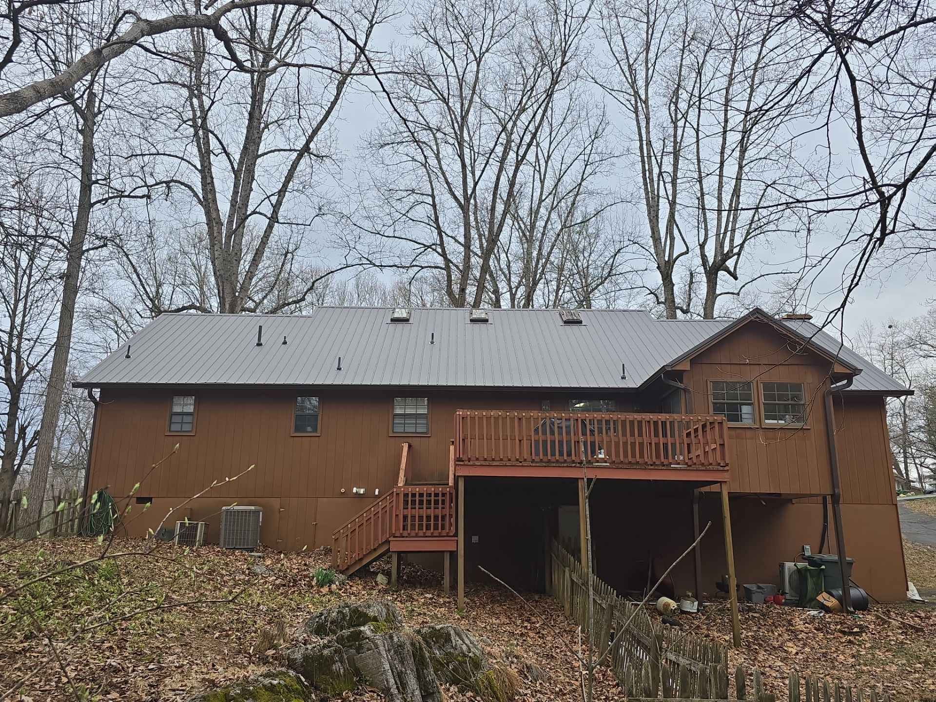 Jackson Residence by Omnia Roofing