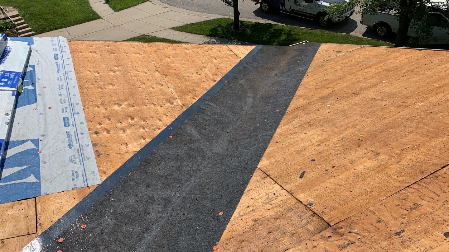 Malarkey Vista - Weathered Wood by White Castle Roofing