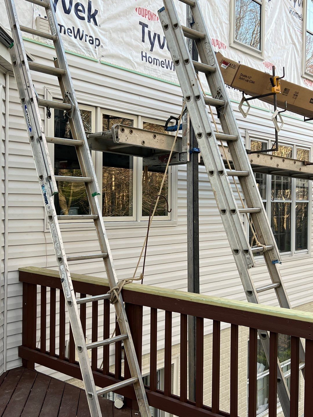 Fairfax Station: CertainTeed Landmark Pro Designer Shingles in Max Def Weathered Wood by RM Banning, Inc.